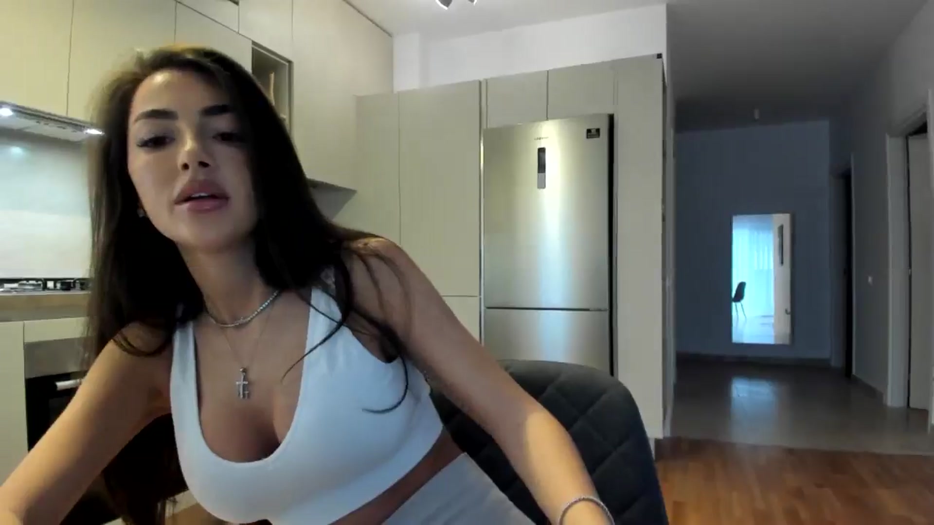 Gallery image thumbnail from Joyxs's myfreecams stream on, 11/12/2024, 12:41 image 4 of 20