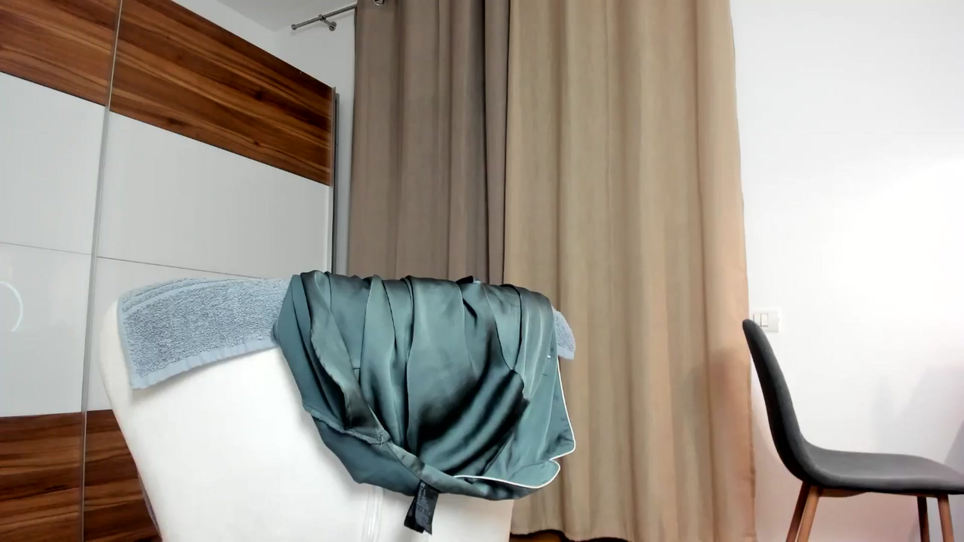Gallery image thumbnail from Joyxs's myfreecams stream on, 05/15/2025, 23:31 image 19 of 20