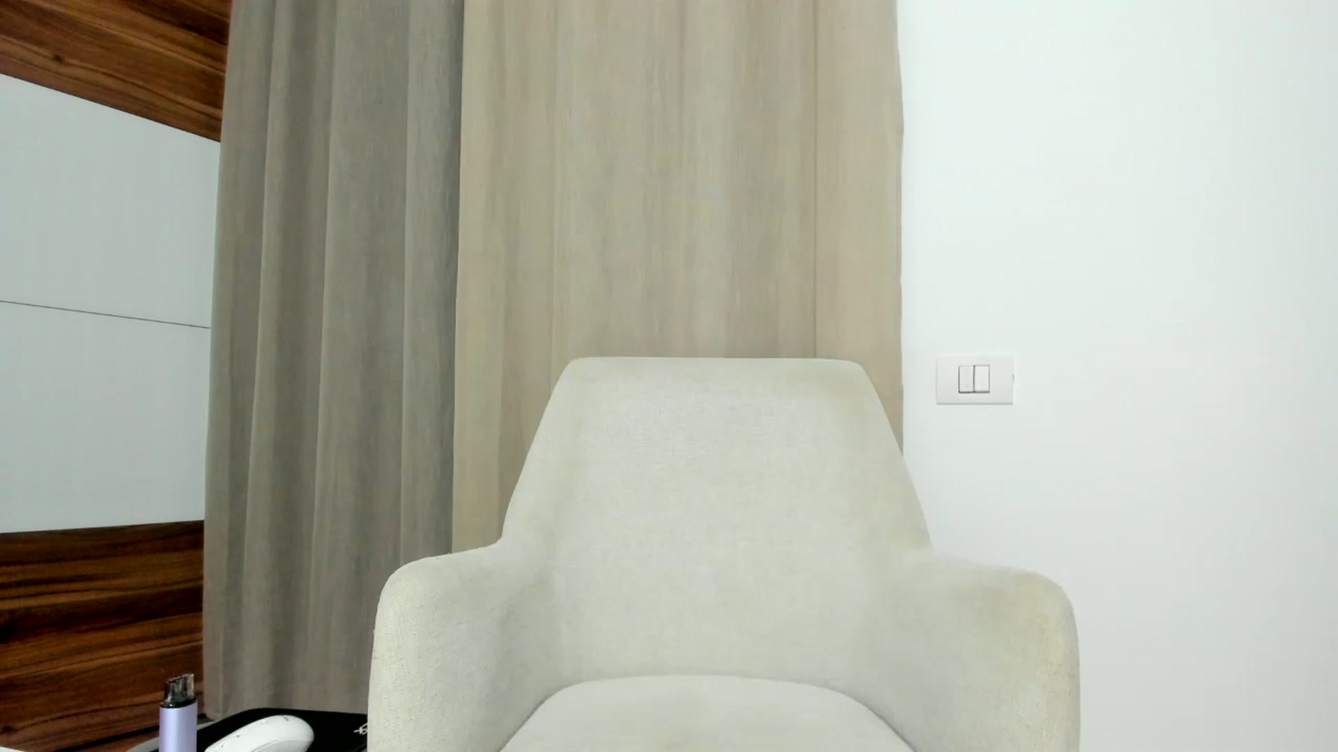 Gallery image thumbnail from Joyxs's myfreecams stream on, 06/14/2025, 23:24 image 20 of 20
