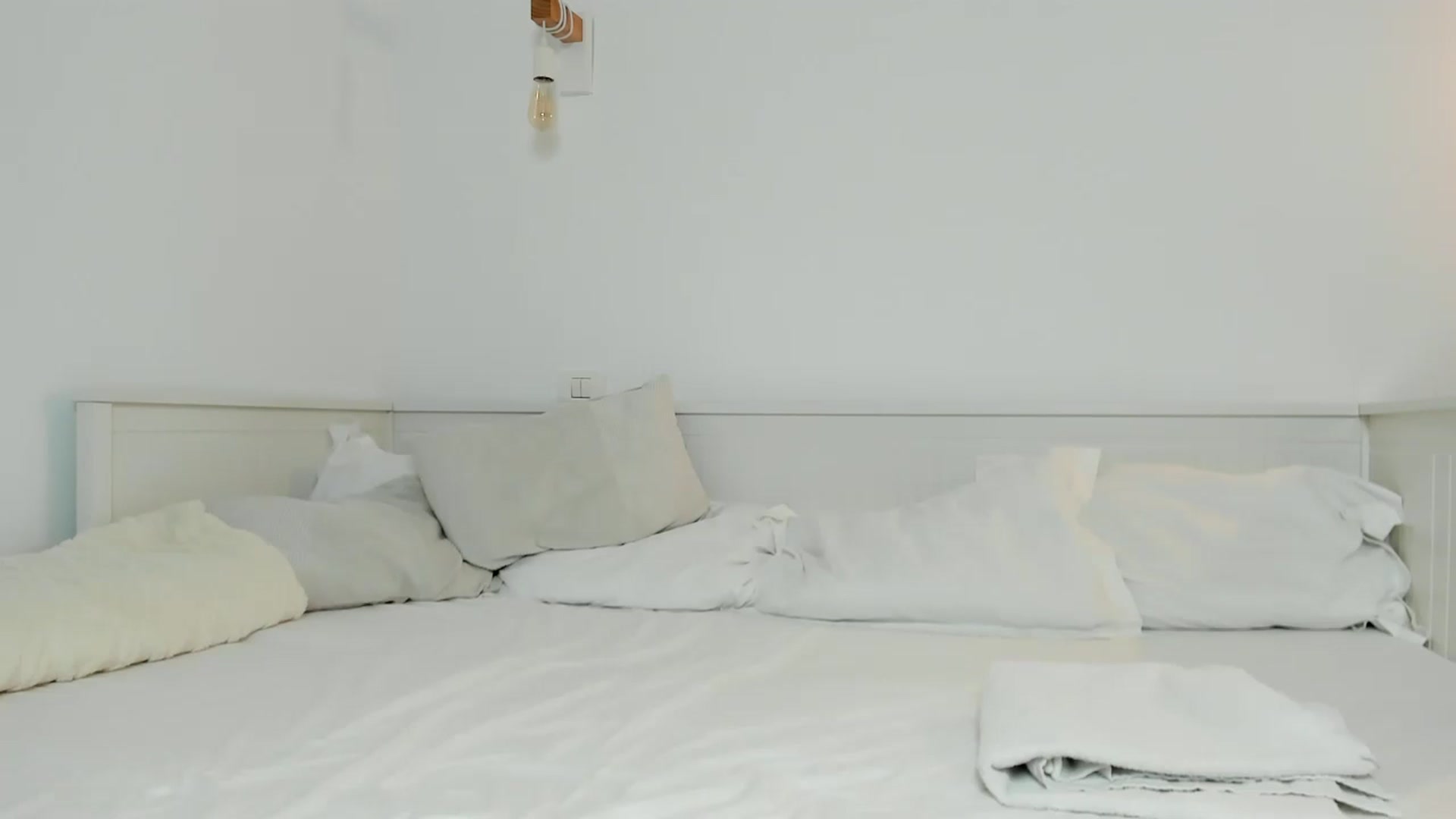 Gallery image thumbnail from Joyxs's myfreecams stream on, 02/06/2026, 24:41 image 12 of 20