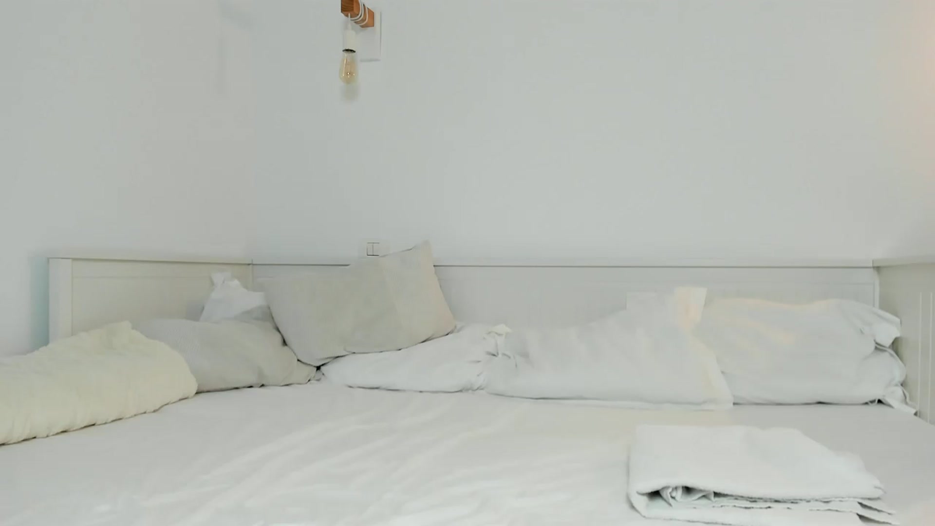 Gallery image thumbnail from Joyxs's myfreecams stream on, 02/06/2026, 24:41 image 13 of 20