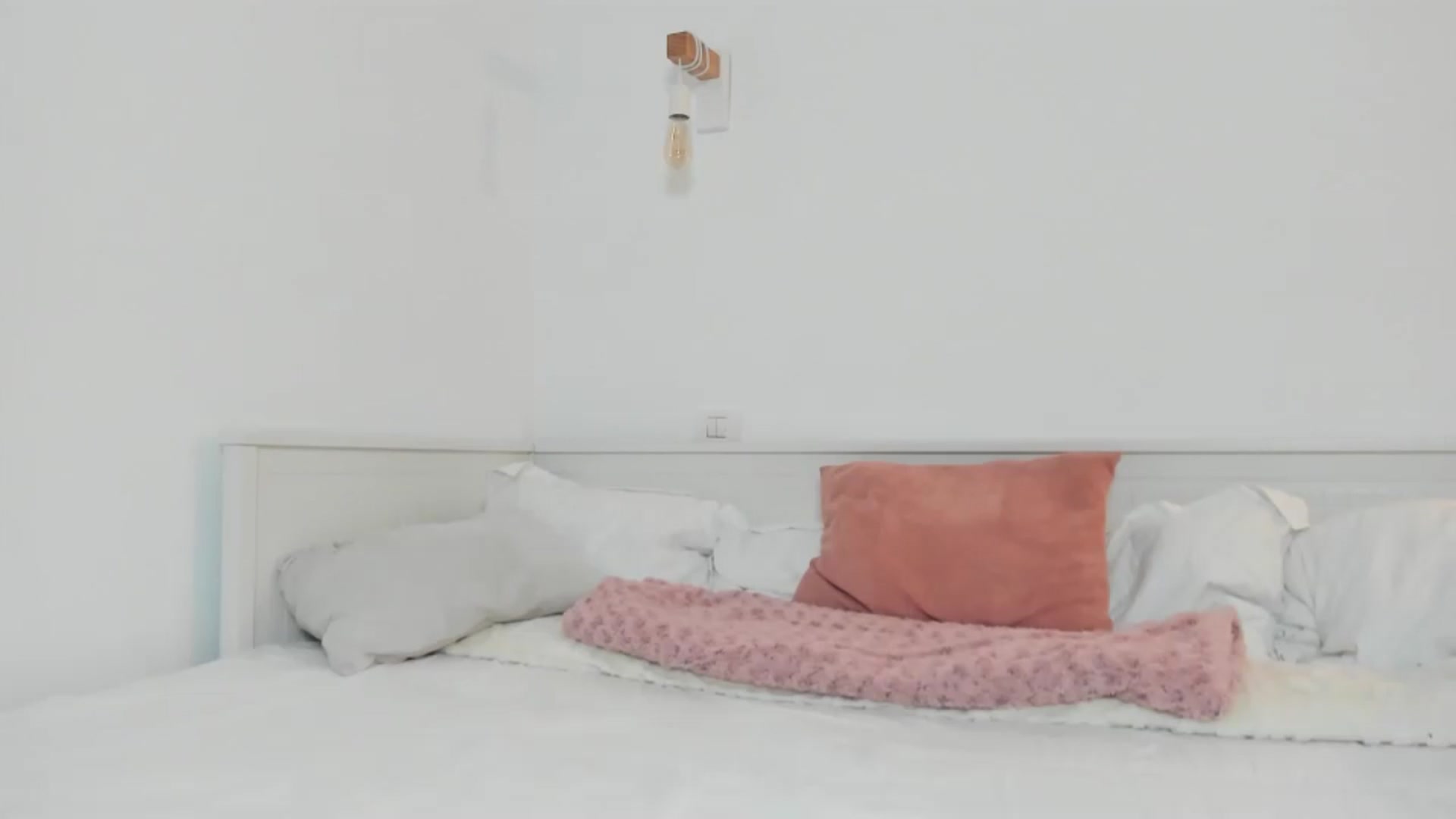 Gallery image thumbnail from Joyxs's myfreecams stream on, 03/02/2026, 22:03 image 5 of 20