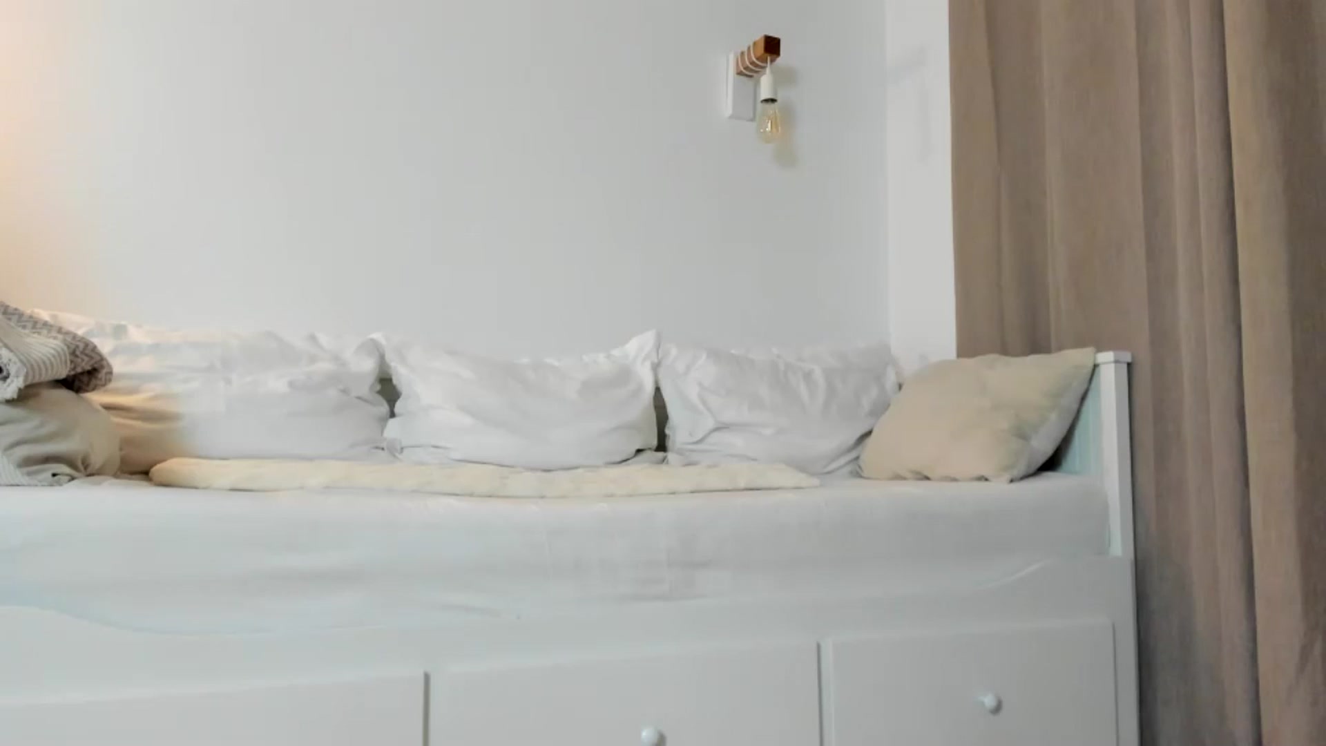 Gallery image thumbnail from Joyxs's myfreecams stream on, 03/14/2026, 02:44 image 11 of 20