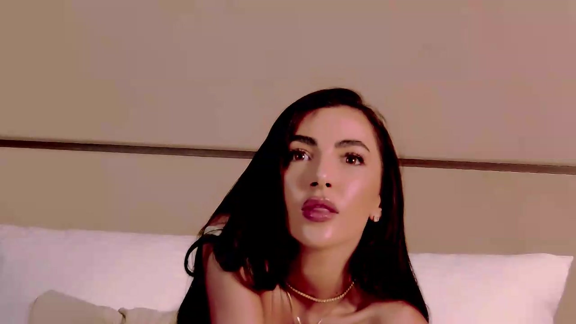 Gallery image thumbnail from Joyxs's myfreecams stream on, 07/23/2026, 21:23 image 11 of 20