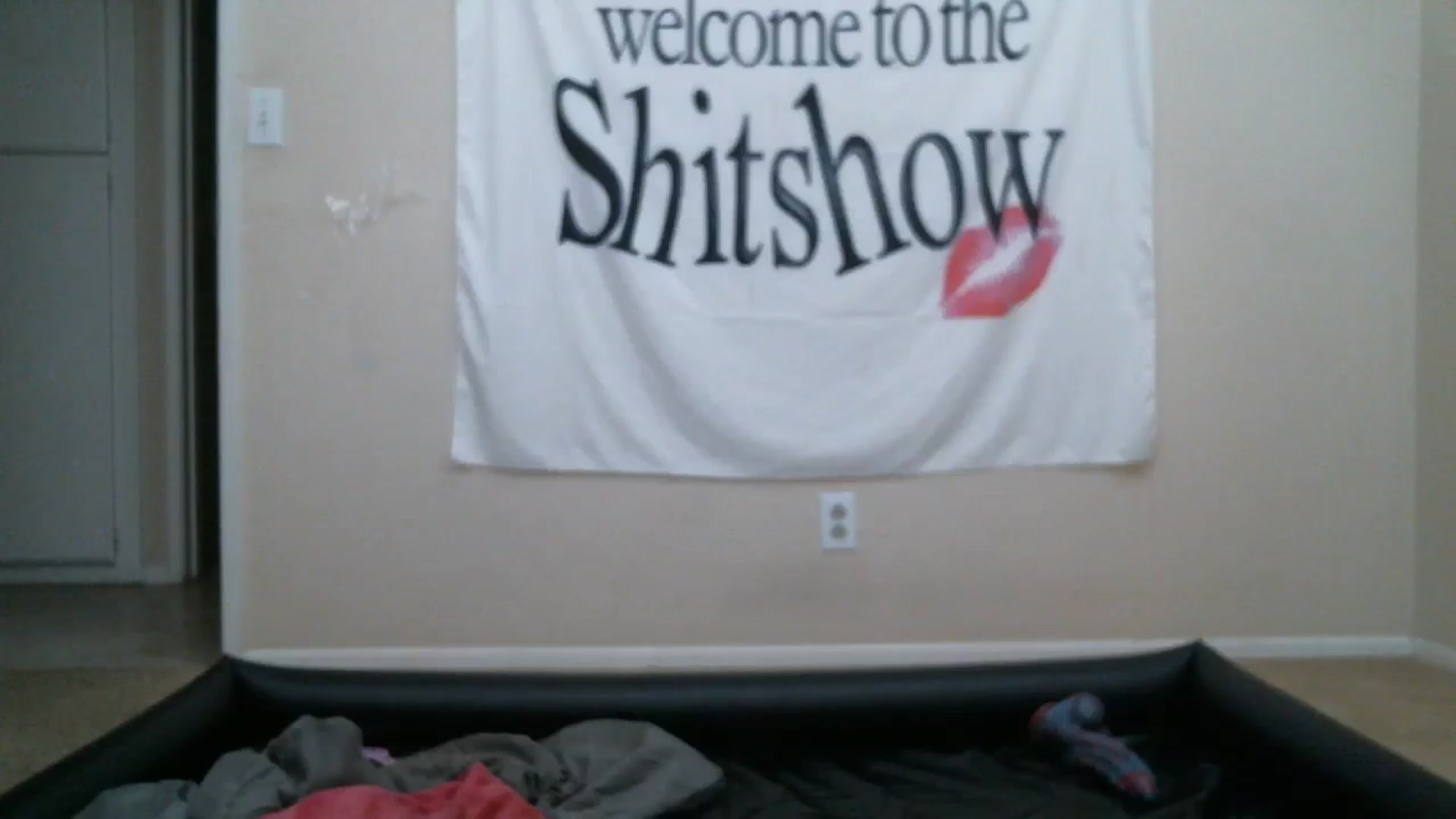Gallery image thumbnail from Jrabbit_'s myfreecams stream on, 09/05/2023, 07:38 image 7 of 20