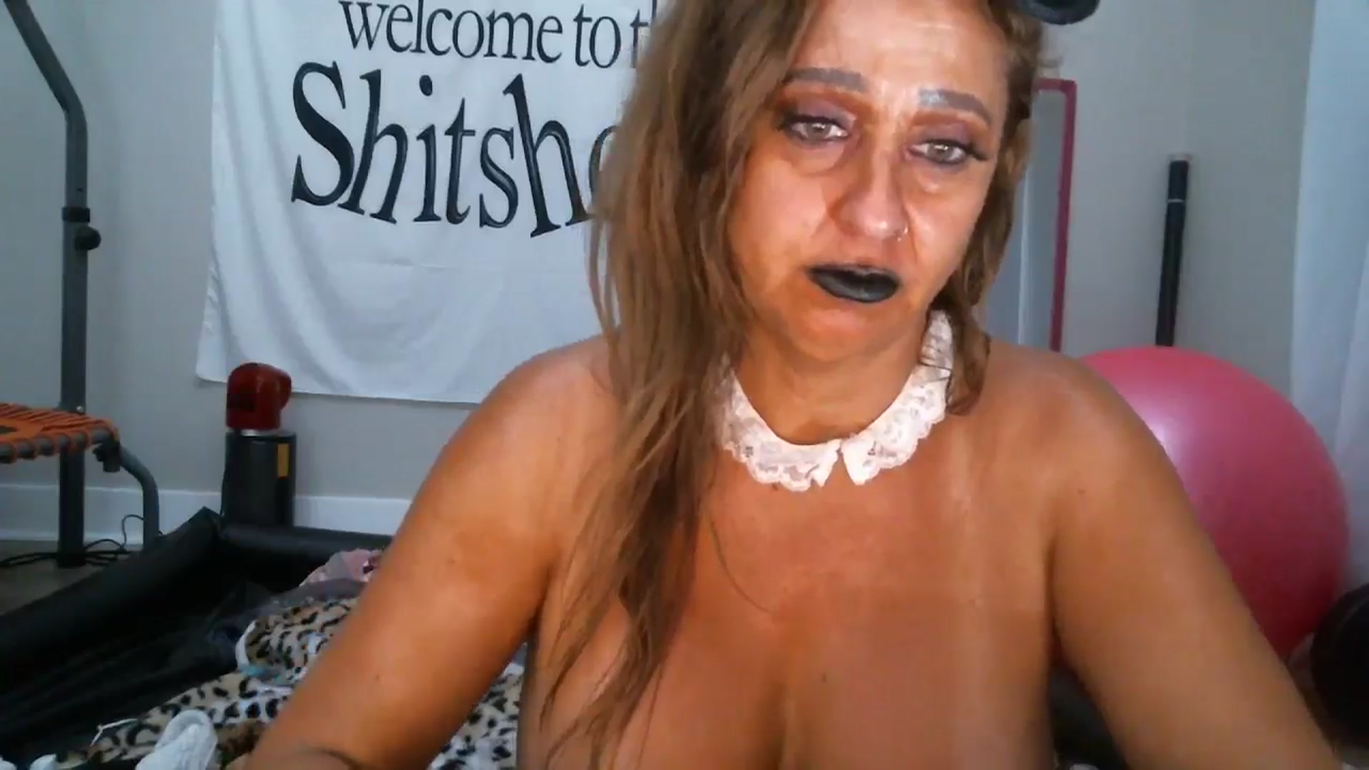 Gallery image thumbnail from Jrabbit_'s myfreecams stream on, 10/13/2024, 10:58 image 15 of 20