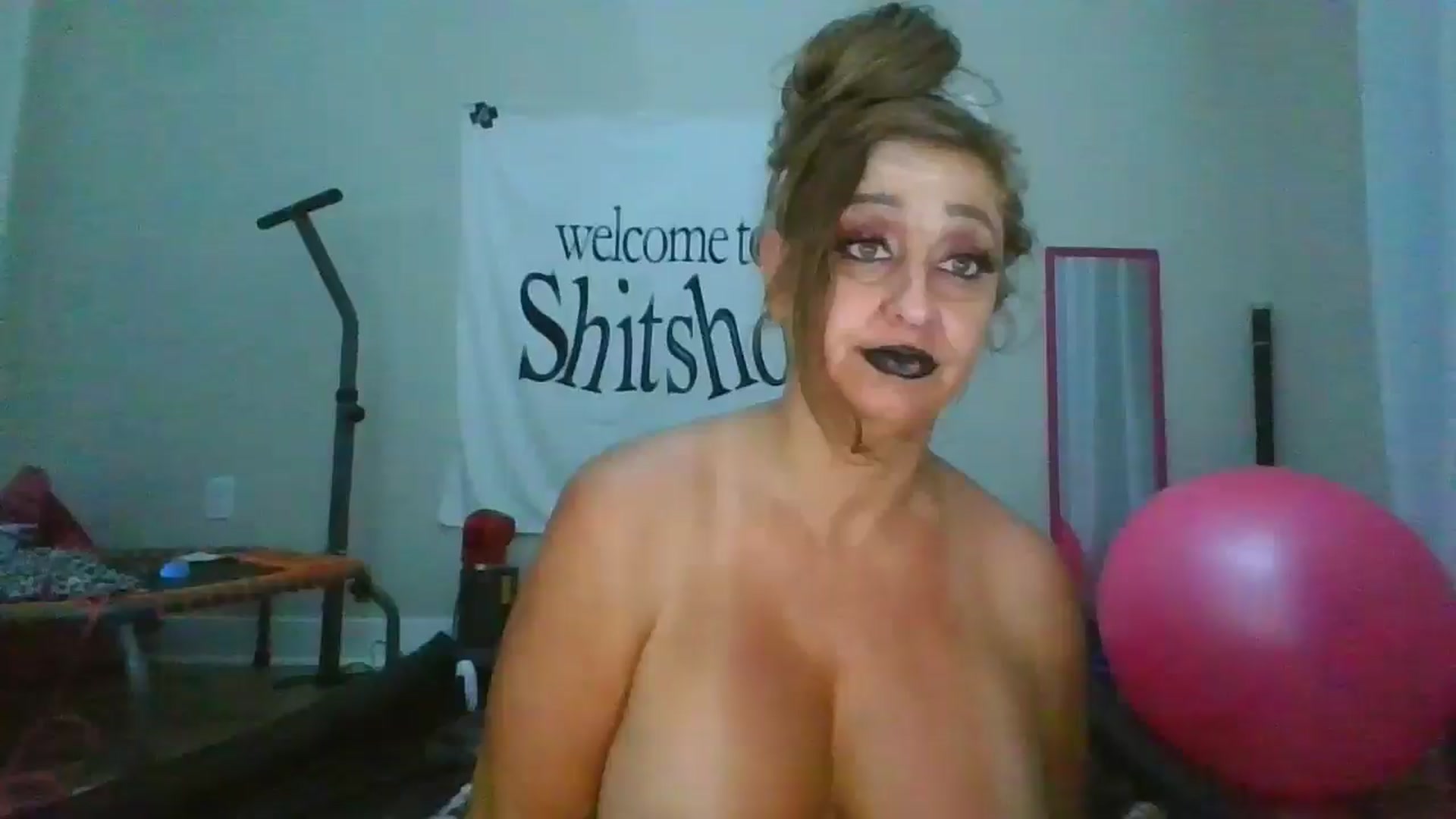 Gallery image thumbnail from Jrabbit_'s myfreecams stream on, 10/13/2024, 11:52 image 2 of 20