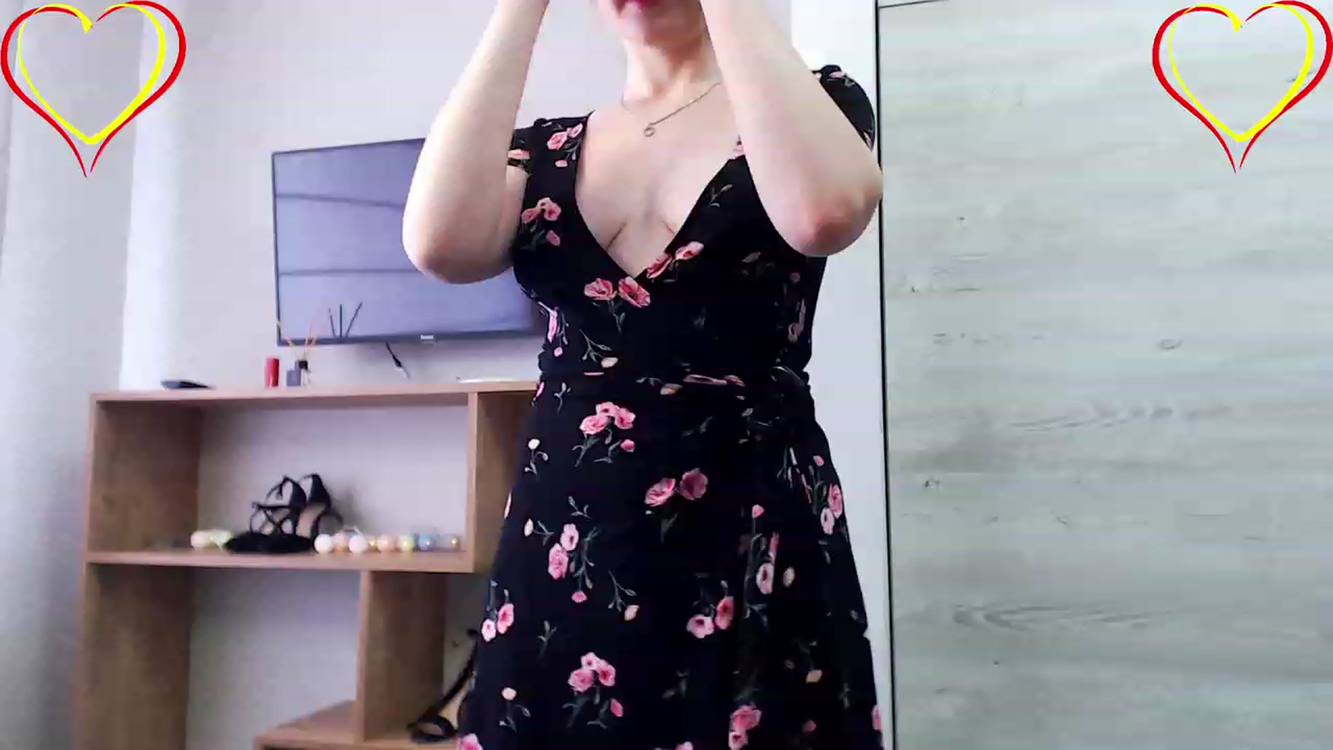 Gallery image thumbnail from Jubelian's myfreecams stream on, 06/07/2023, 13:02 image 13 of 20