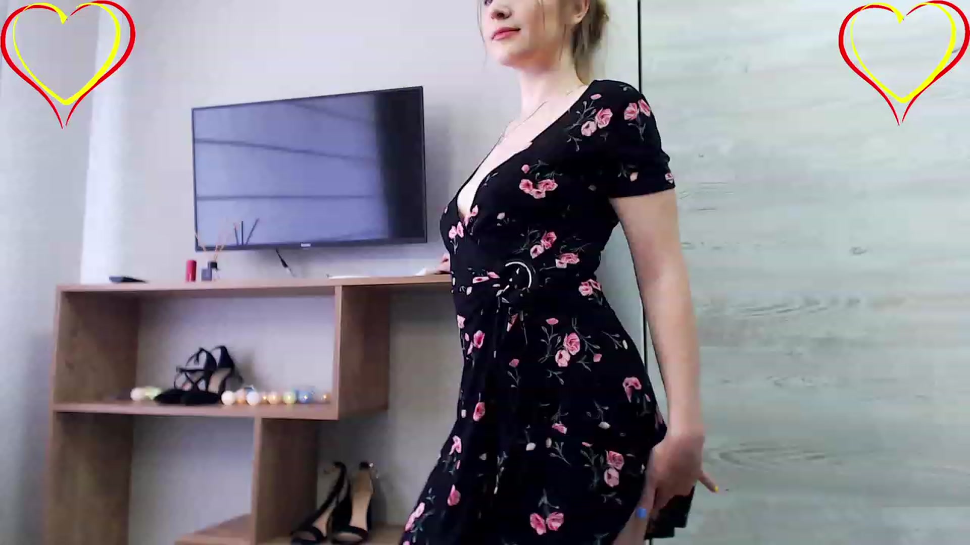 Gallery image thumbnail from Jubelian's myfreecams stream on, 06/07/2023, 13:02 image 6 of 20