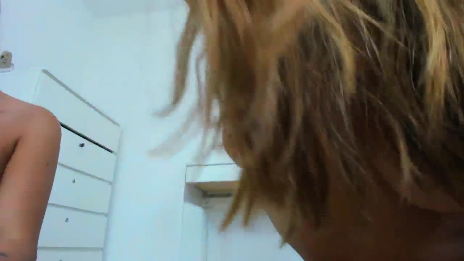 Gallery image thumbnail from JudyReea's myfreecams stream on, 09/22/2023, 14:16 image 18 of 20