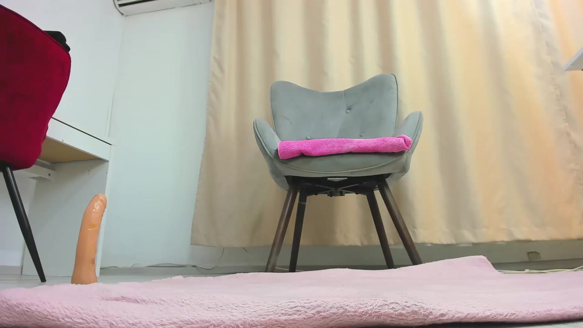 Gallery image thumbnail from JudyReea's myfreecams stream on, 11/17/2023, 15:17 image 5 of 20