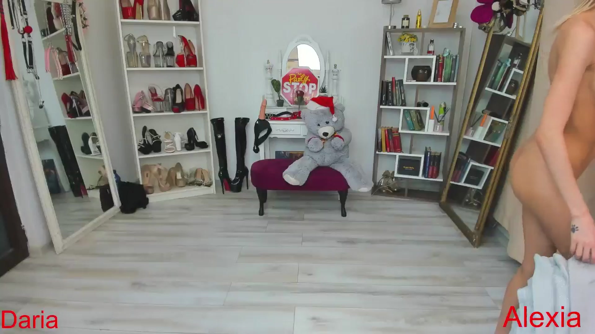 Gallery image thumbnail from JudyReea's myfreecams stream on, 11/23/2024, 16:34 image 20 of 20