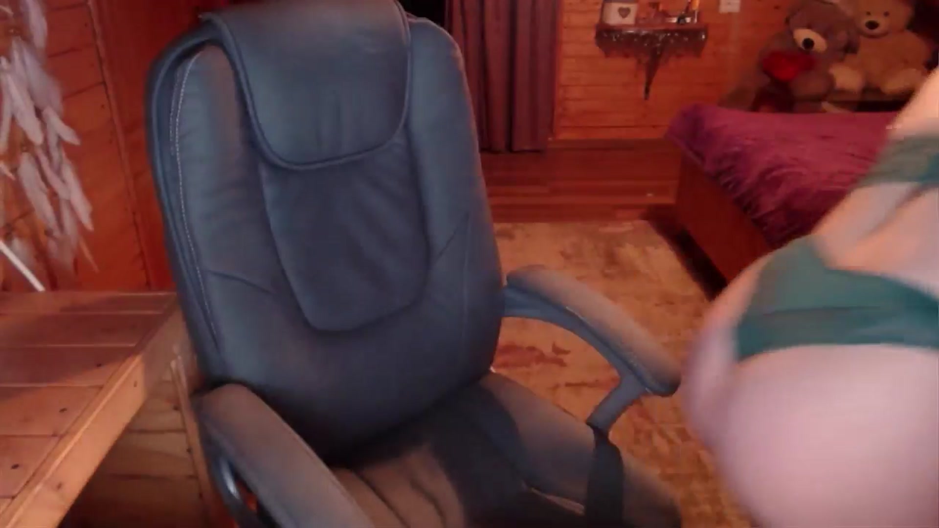 Gallery image thumbnail from JuicyBomb's myfreecams stream on, 03/18/2026, 10:19 image 12 of 20