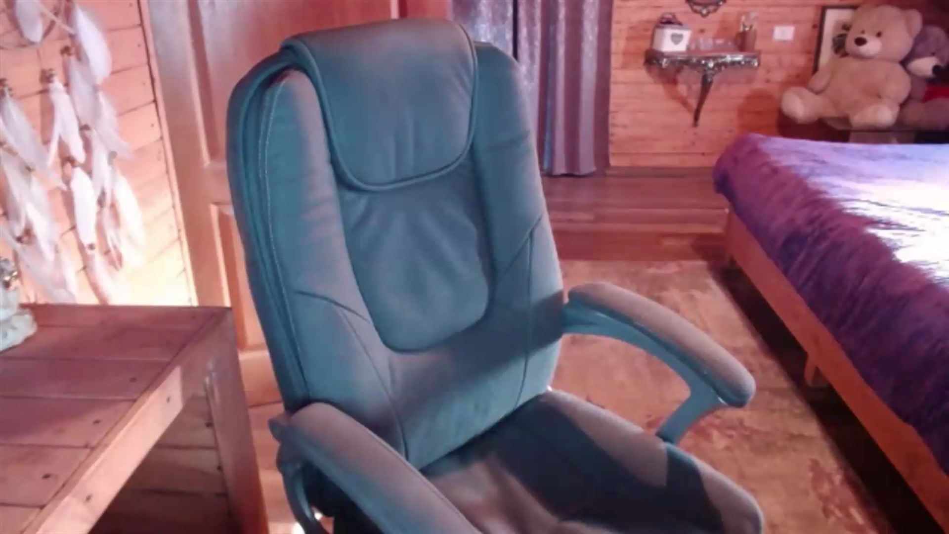 Gallery image thumbnail from JuicyBomb's myfreecams stream on, 08/22/2026, 15:23 image 12 of 20