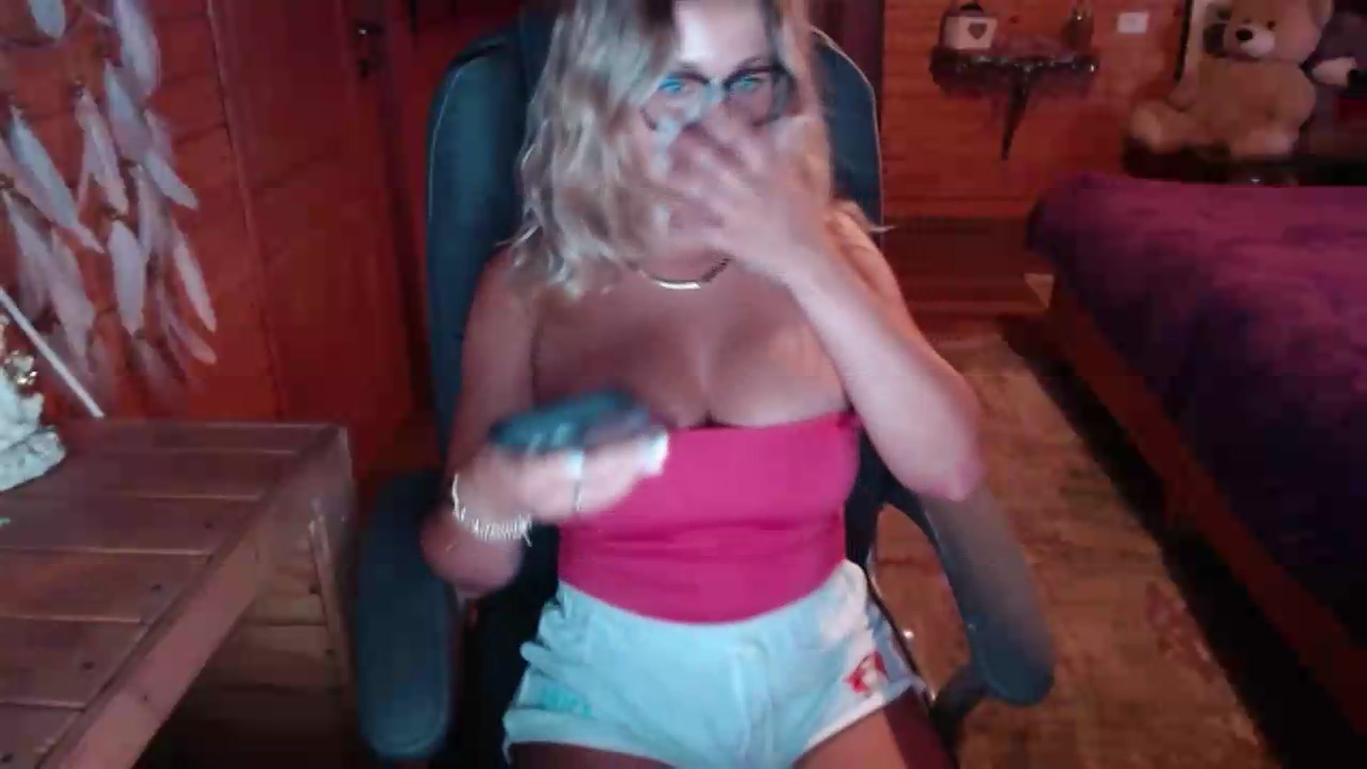 Gallery image thumbnail from JuicyBomb's myfreecams stream on, 09/01/2026, 14:32 image 14 of 20