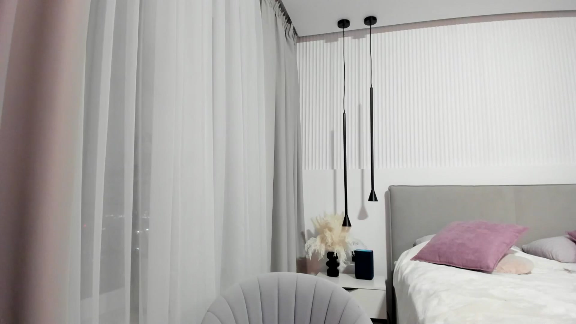 Gallery image thumbnail from JuicyCat's myfreecams stream on, 11/13/2024, 22:00 image 4 of 20