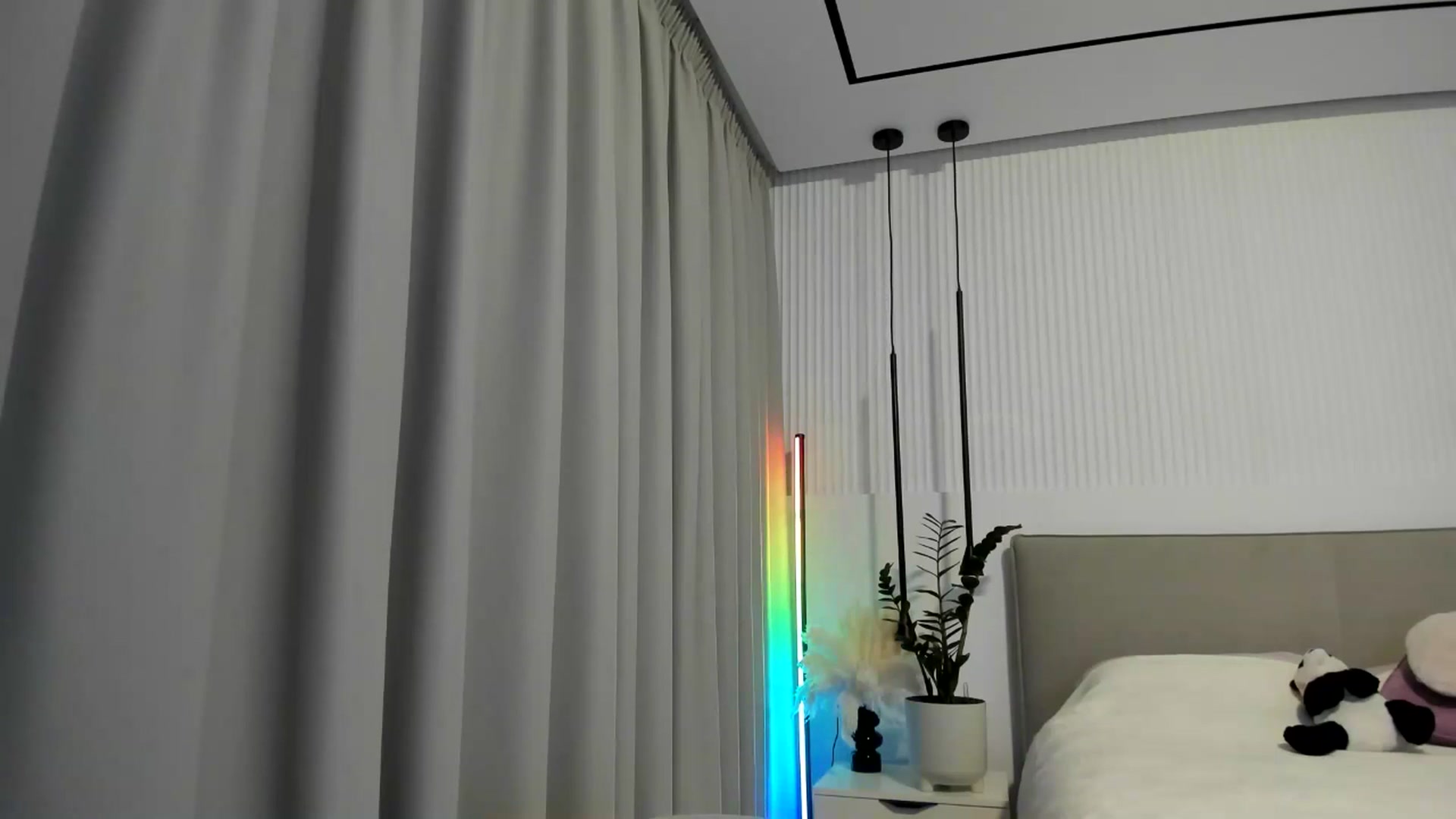 Gallery image thumbnail from JuicyCat's myfreecams stream on, 11/22/2024, 20:50 image 2 of 20