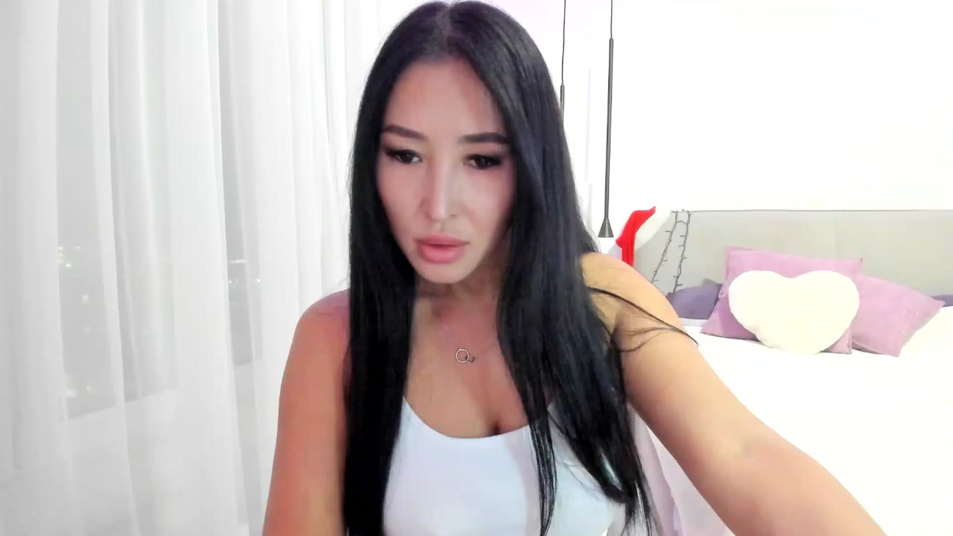 Gallery image thumbnail from JuicyCat's myfreecams stream on, 12/17/2024, 17:53 image 5 of 20