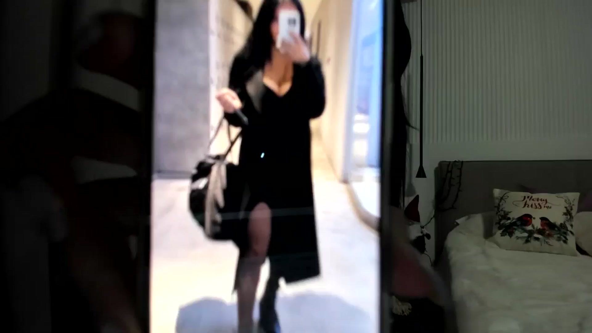 Gallery image thumbnail from JuicyCat's myfreecams stream on, 12/22/2024, 24:11 image 1 of 20