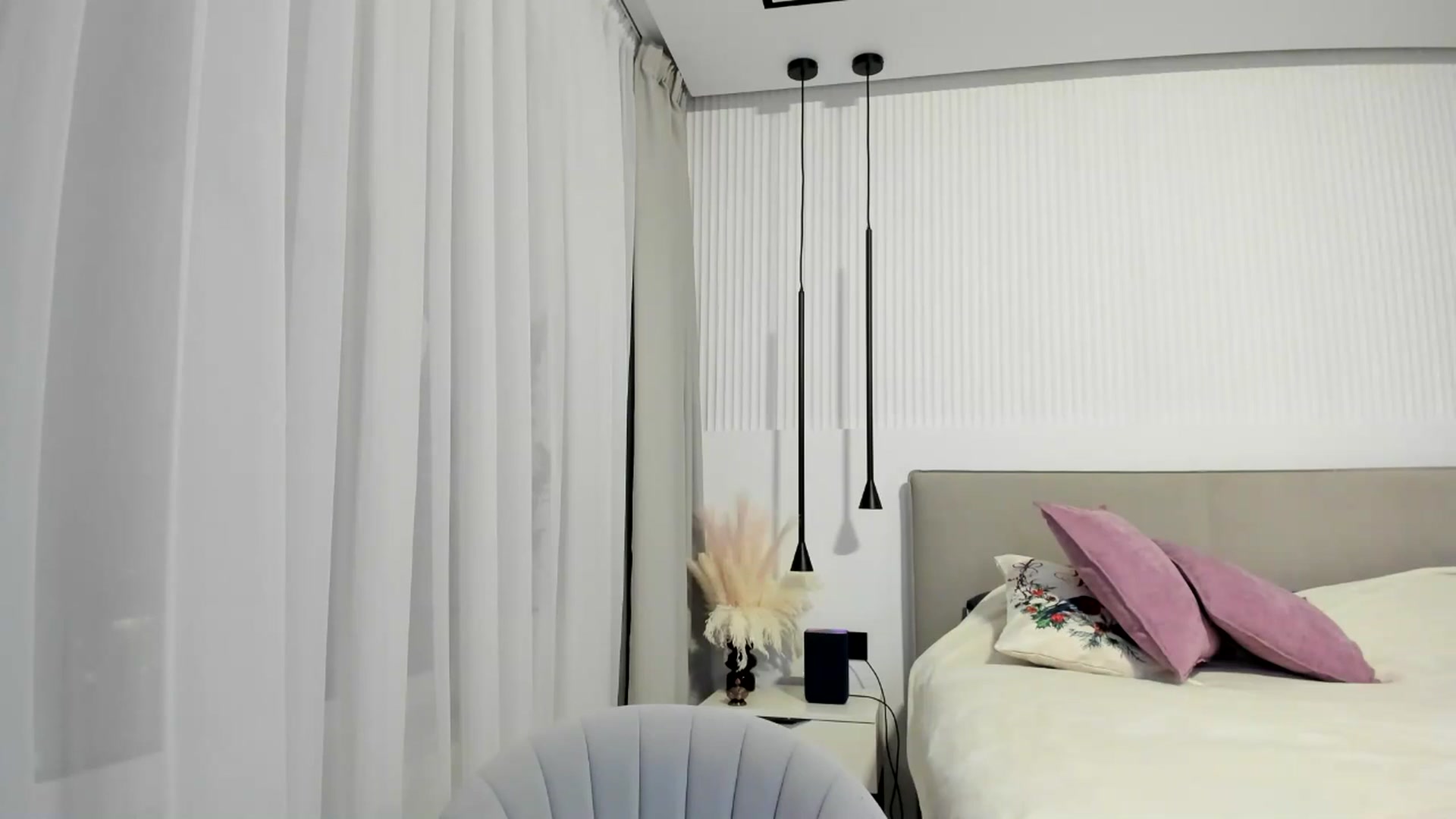 Gallery image thumbnail from JuicyCat's myfreecams stream on, 01/04/2025, 17:22 image 2 of 20