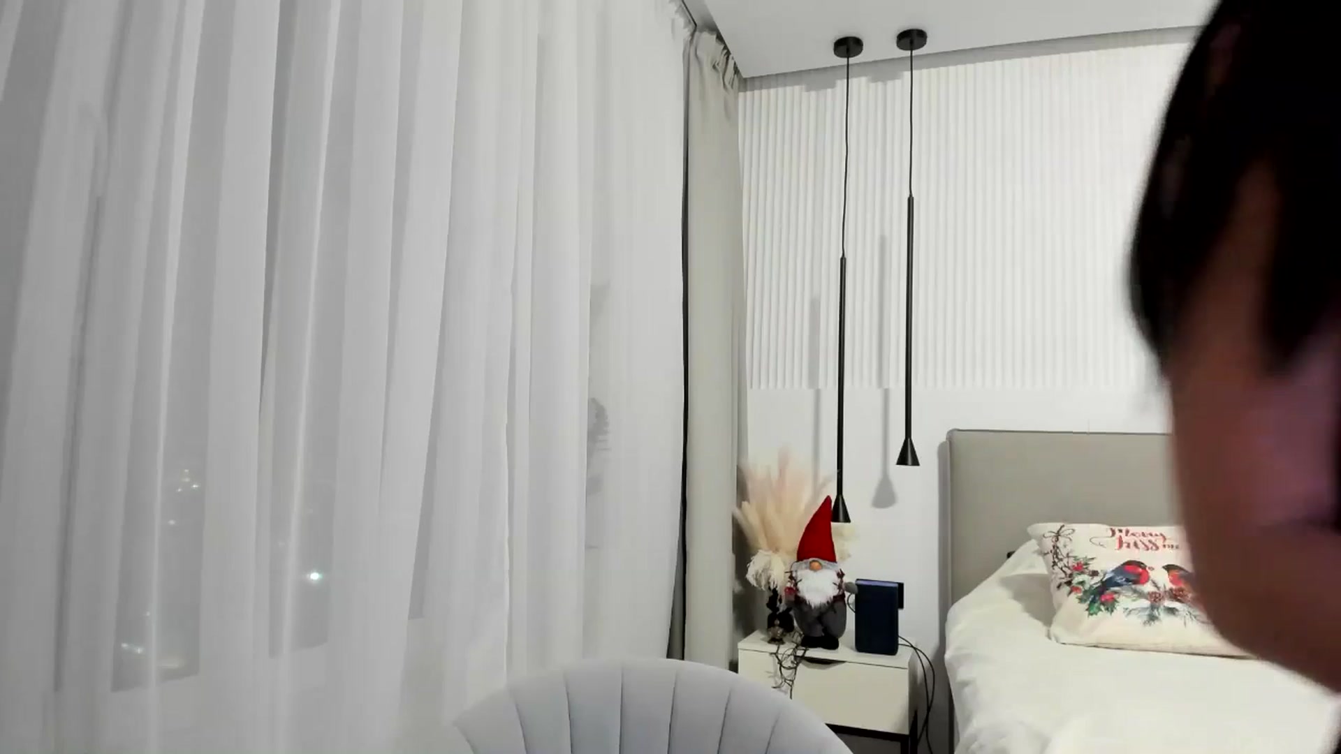 Gallery image thumbnail from JuicyCat's myfreecams stream on, 01/06/2025, 16:13 image 10 of 20