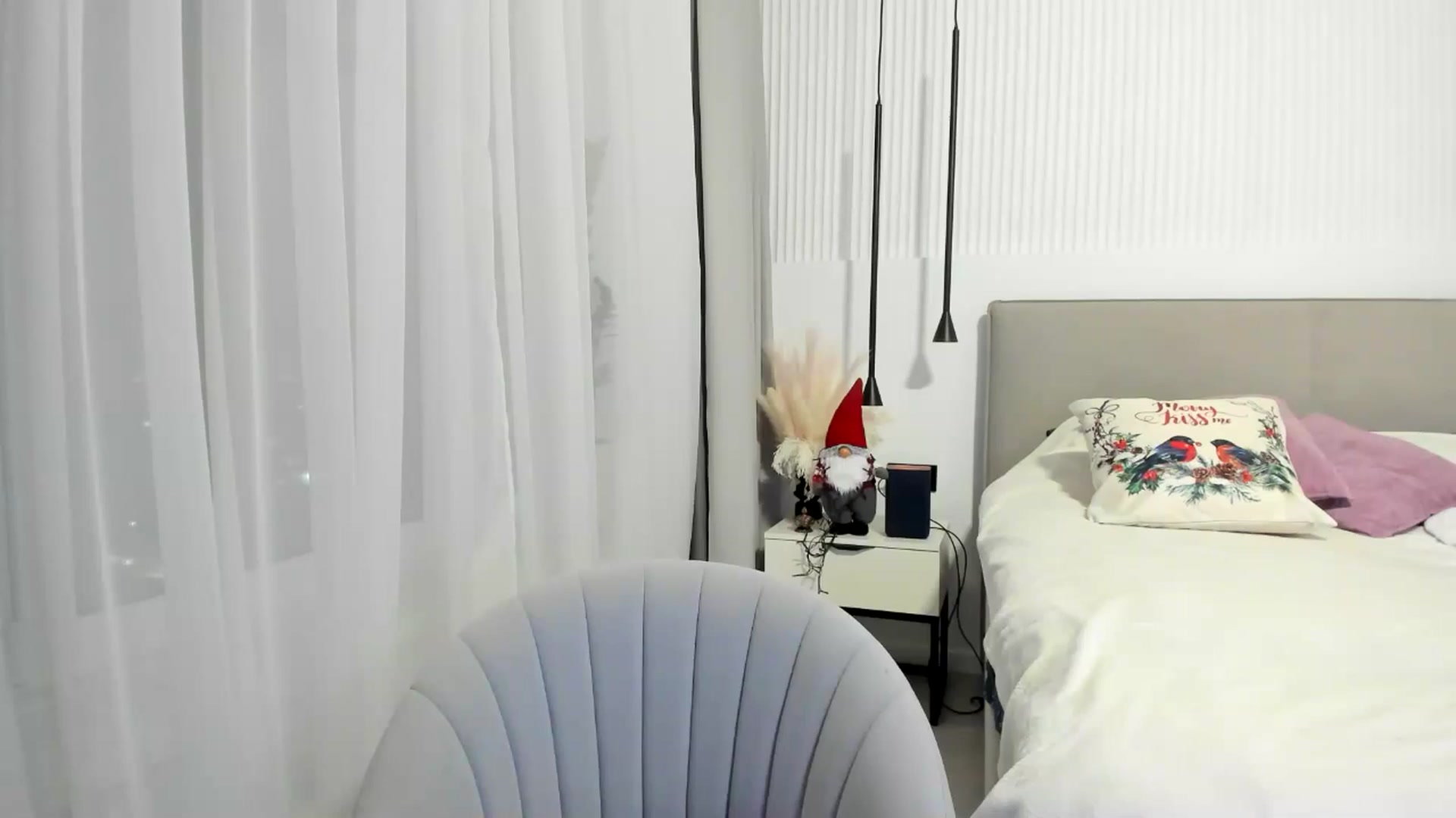 Gallery image thumbnail from JuicyCat's myfreecams stream on, 01/06/2025, 16:13 image 14 of 20