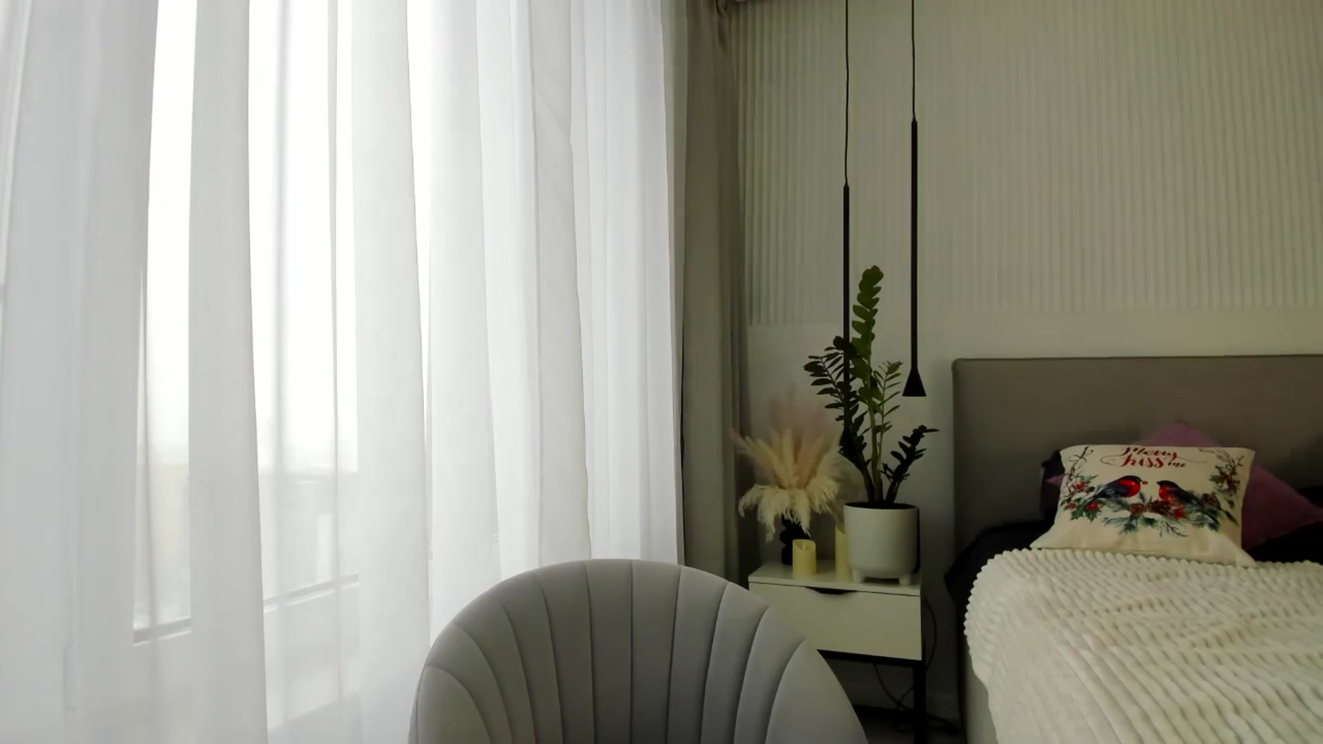 Gallery image thumbnail from JuicyCat's myfreecams stream on, 01/14/2025, 12:53 image 8 of 20
