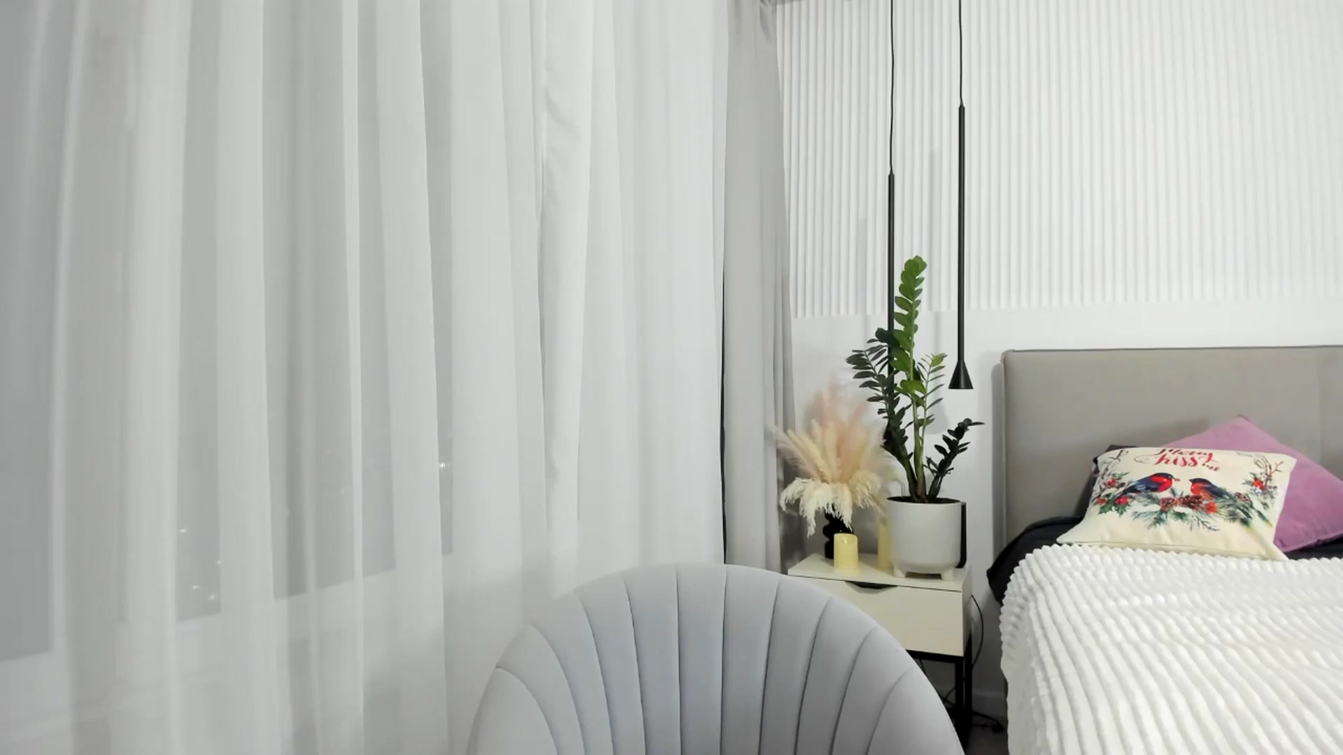 Gallery image thumbnail from JuicyCat's myfreecams stream on, 01/14/2025, 18:50 image 16 of 20