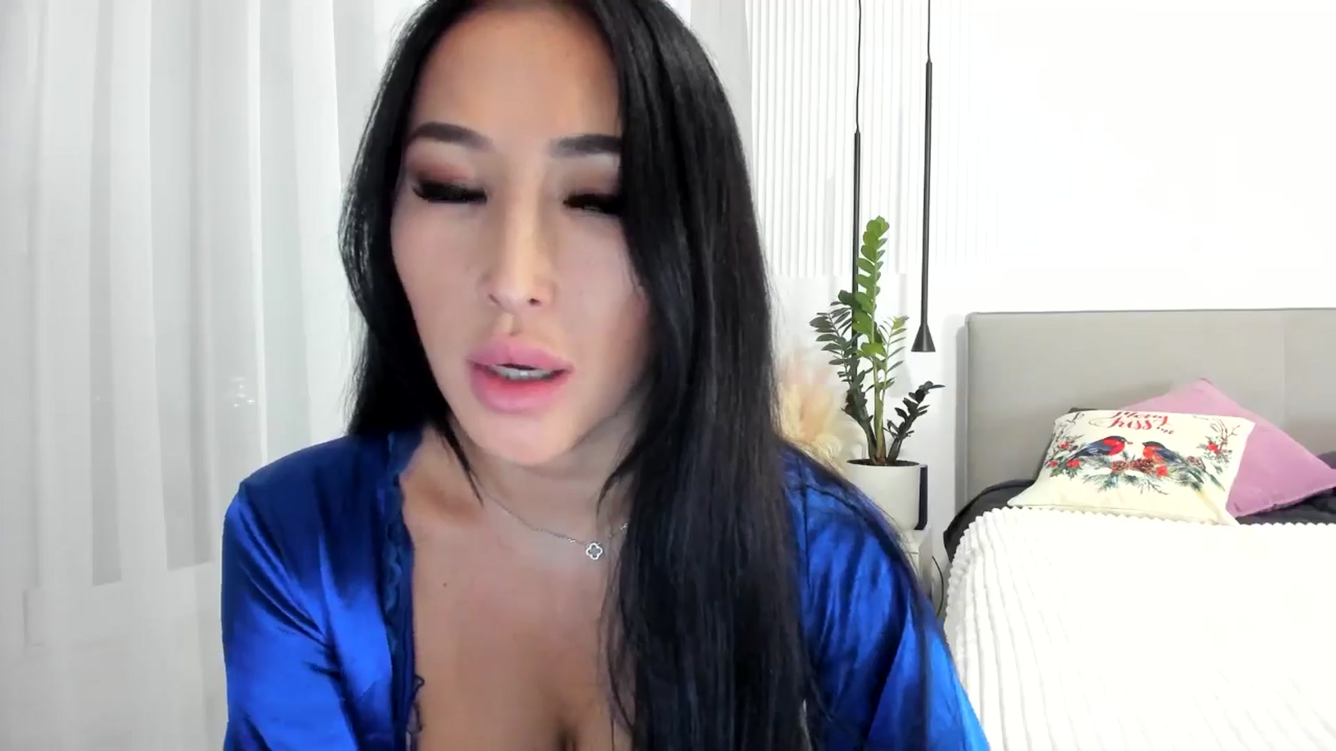 Gallery image thumbnail from JuicyCat's myfreecams stream on, 01/14/2025, 19:30 image 5 of 20