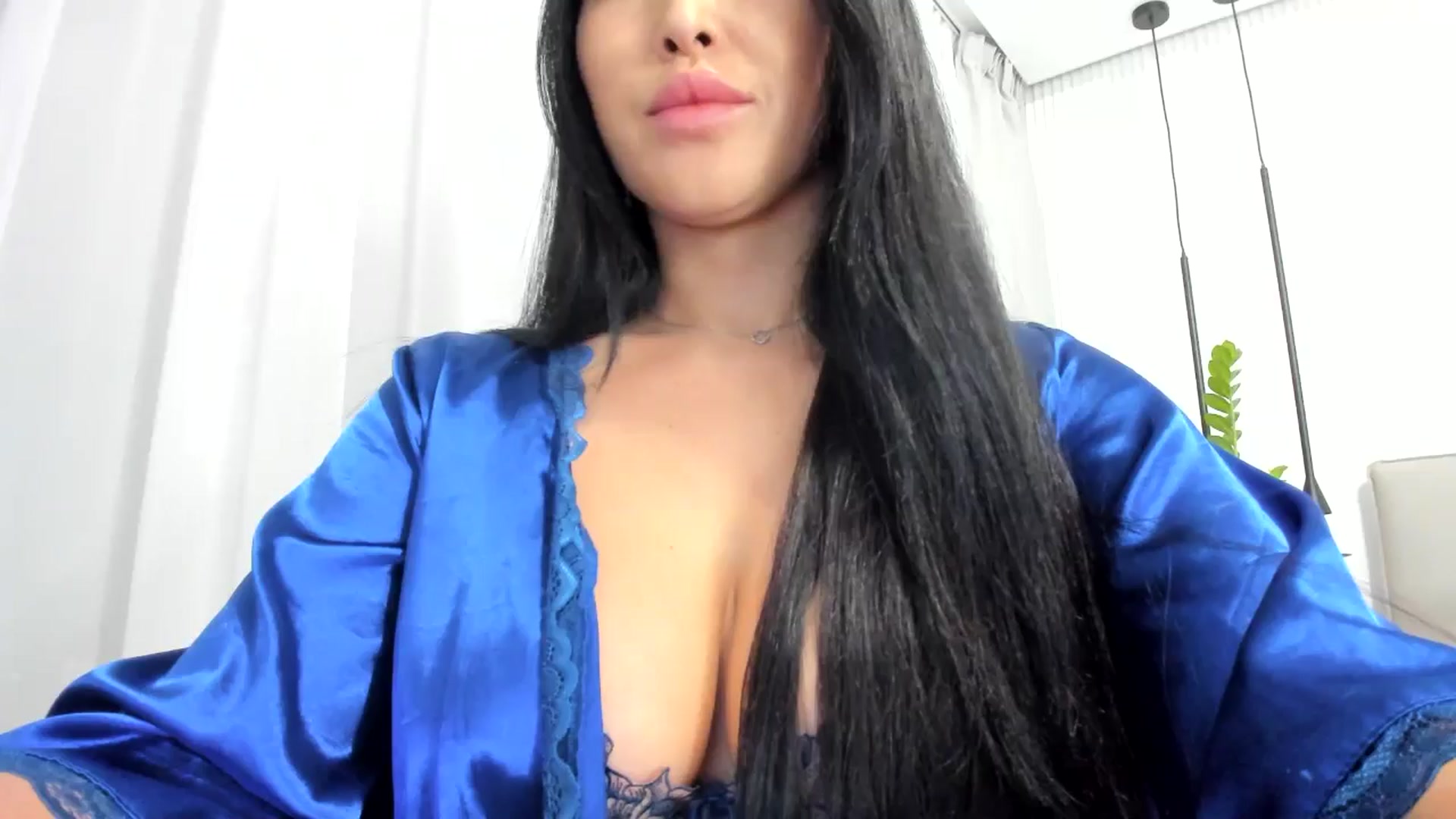 Gallery image thumbnail from JuicyCat's myfreecams stream on, 01/14/2025, 20:01 image 19 of 20
