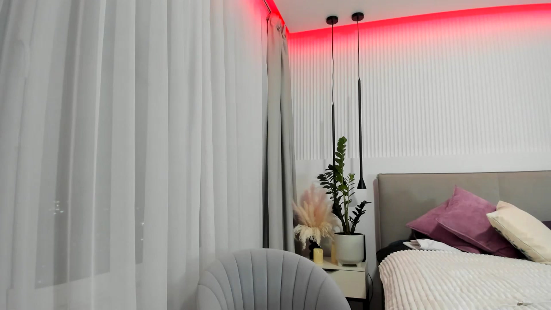 Gallery image thumbnail from JuicyCat's myfreecams stream on, 01/15/2025, 20:21 image 19 of 20