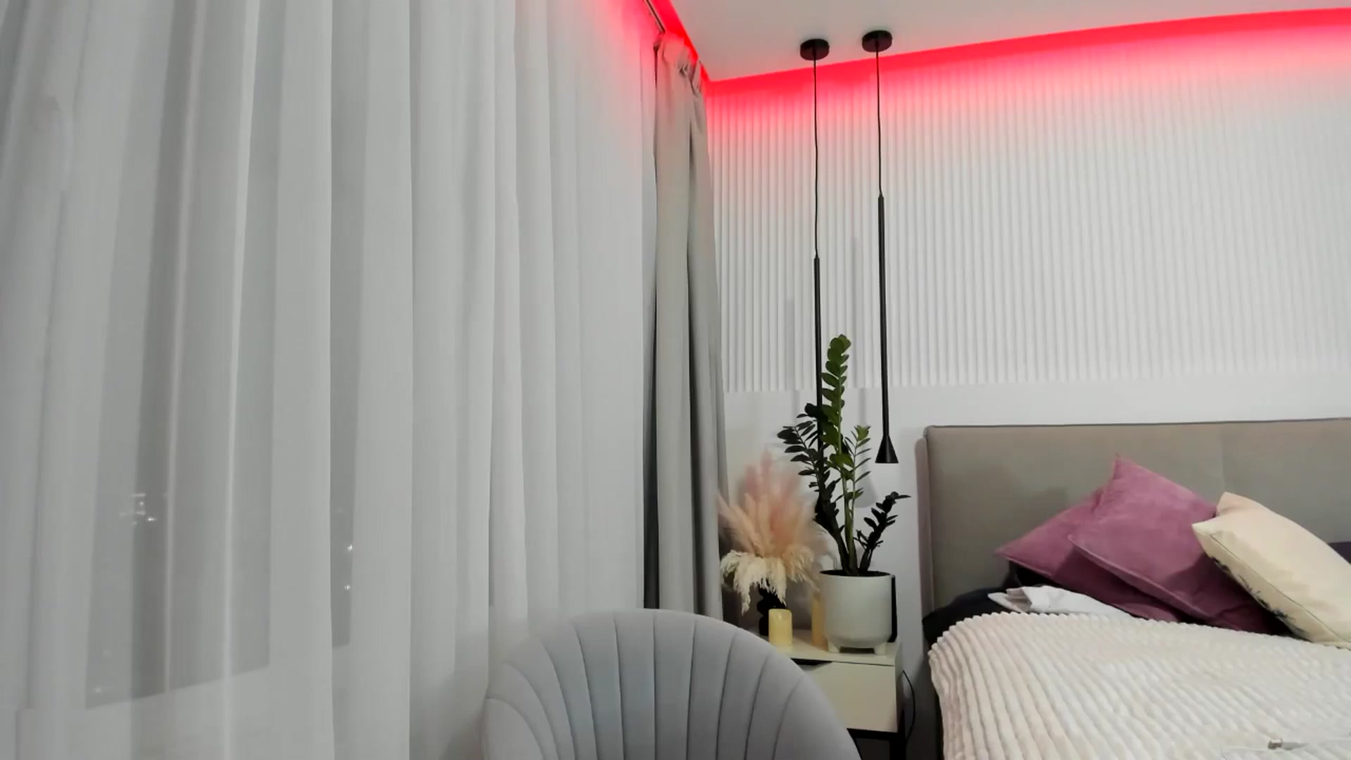 Gallery image thumbnail from JuicyCat's myfreecams stream on, 01/15/2025, 20:21 image 20 of 20