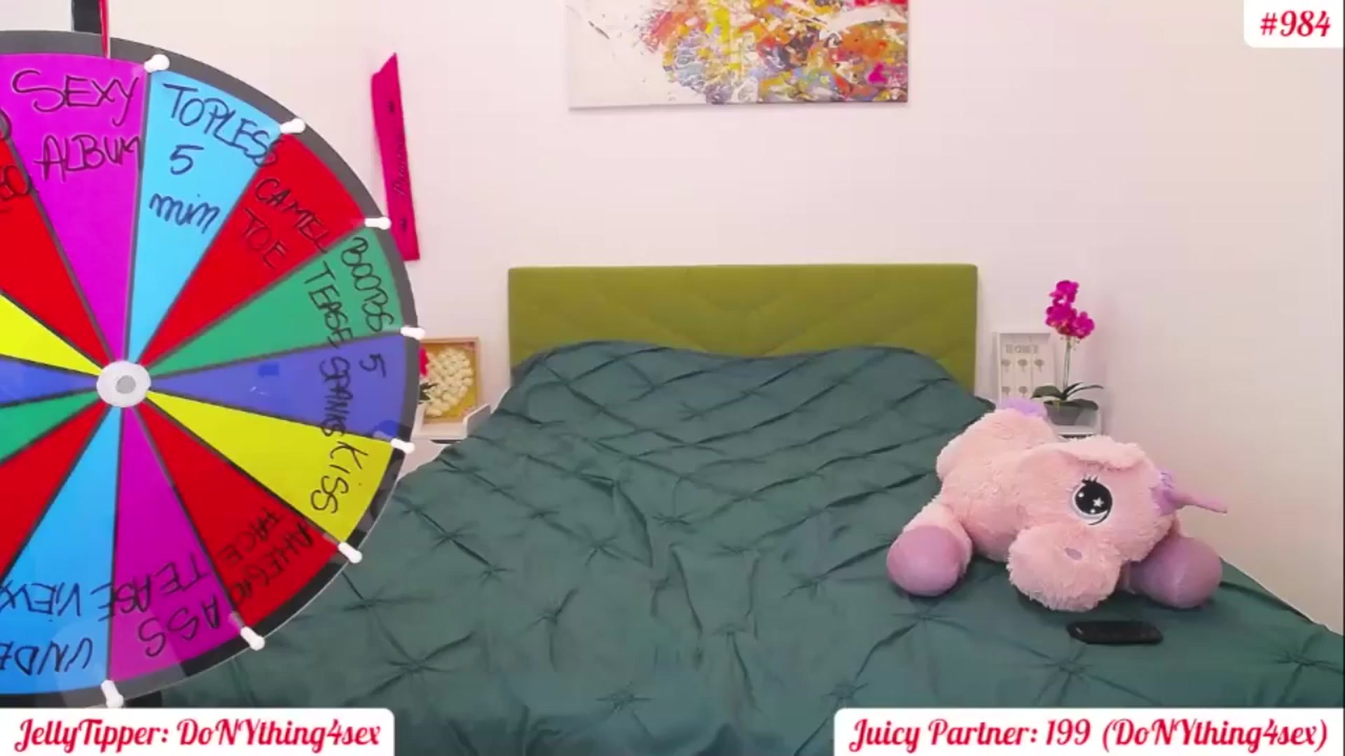 Gallery image thumbnail from JuicyJelly's myfreecams stream on, 01/25/2025, 18:10 image 16 of 20