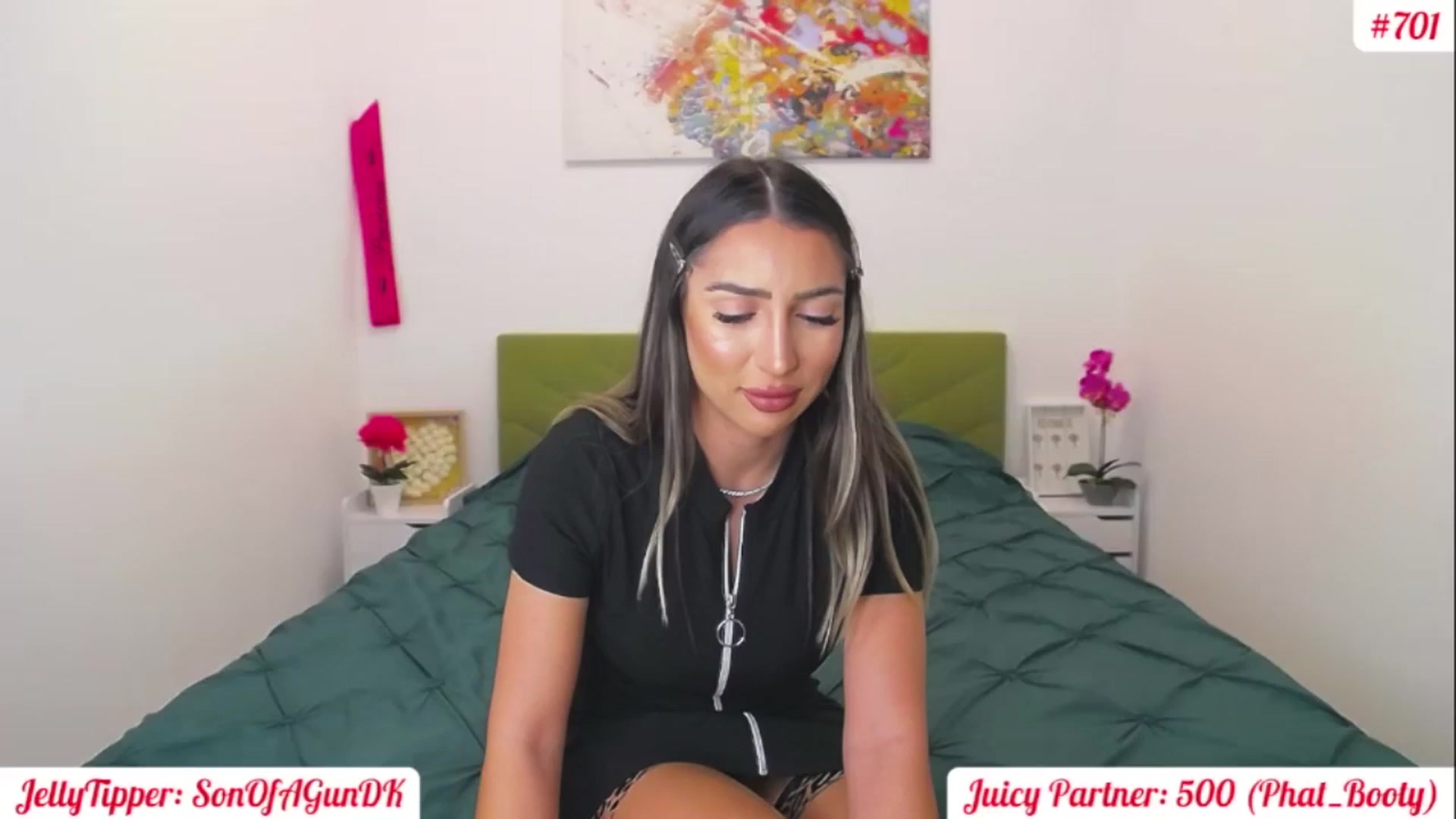 Gallery image thumbnail from JuicyJelly's myfreecams stream on, 01/31/2025, 19:57 image 11 of 20