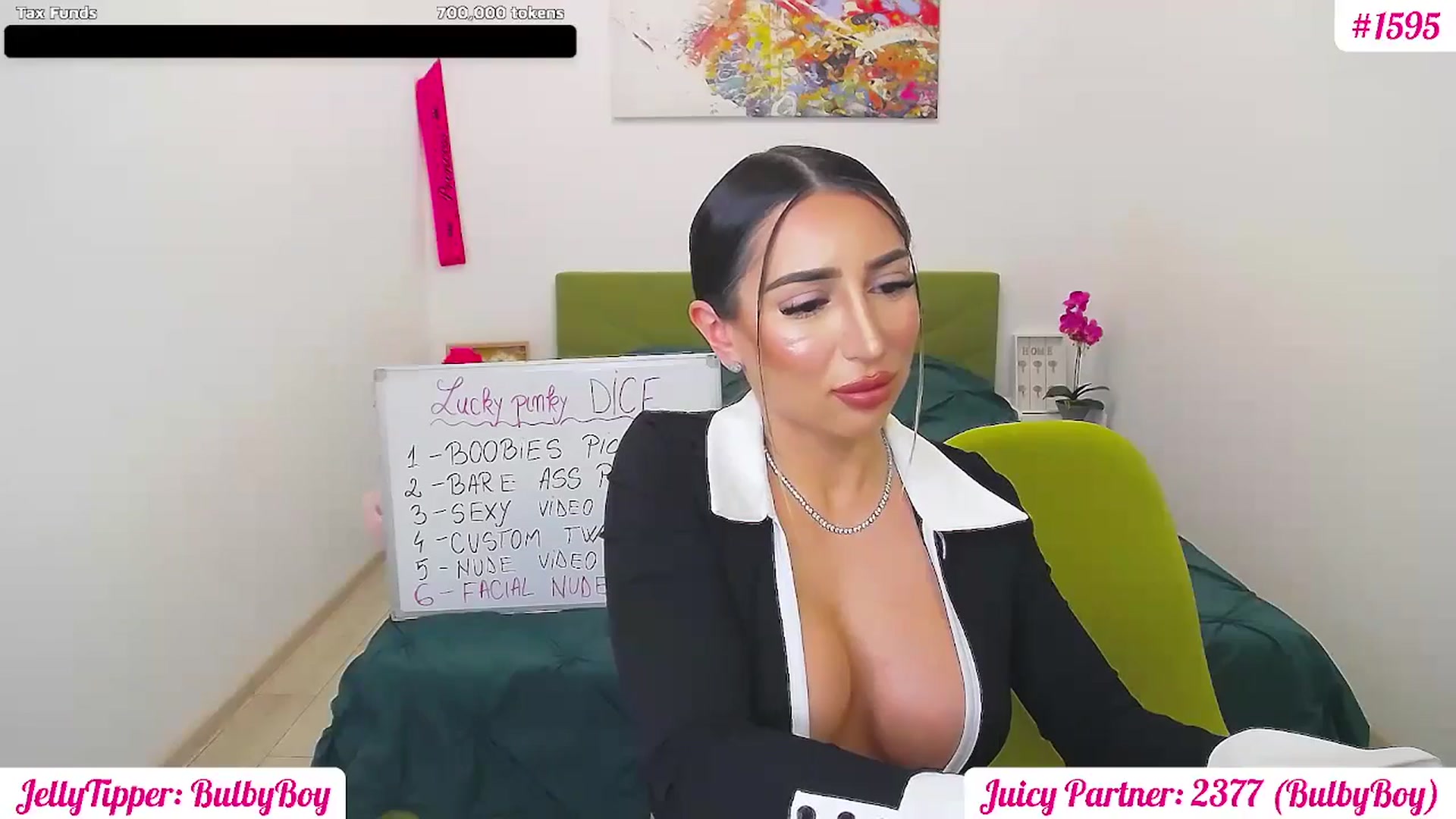 Gallery image thumbnail from JuicyJelly's myfreecams stream on, 02/27/2025, 19:41 image 15 of 20