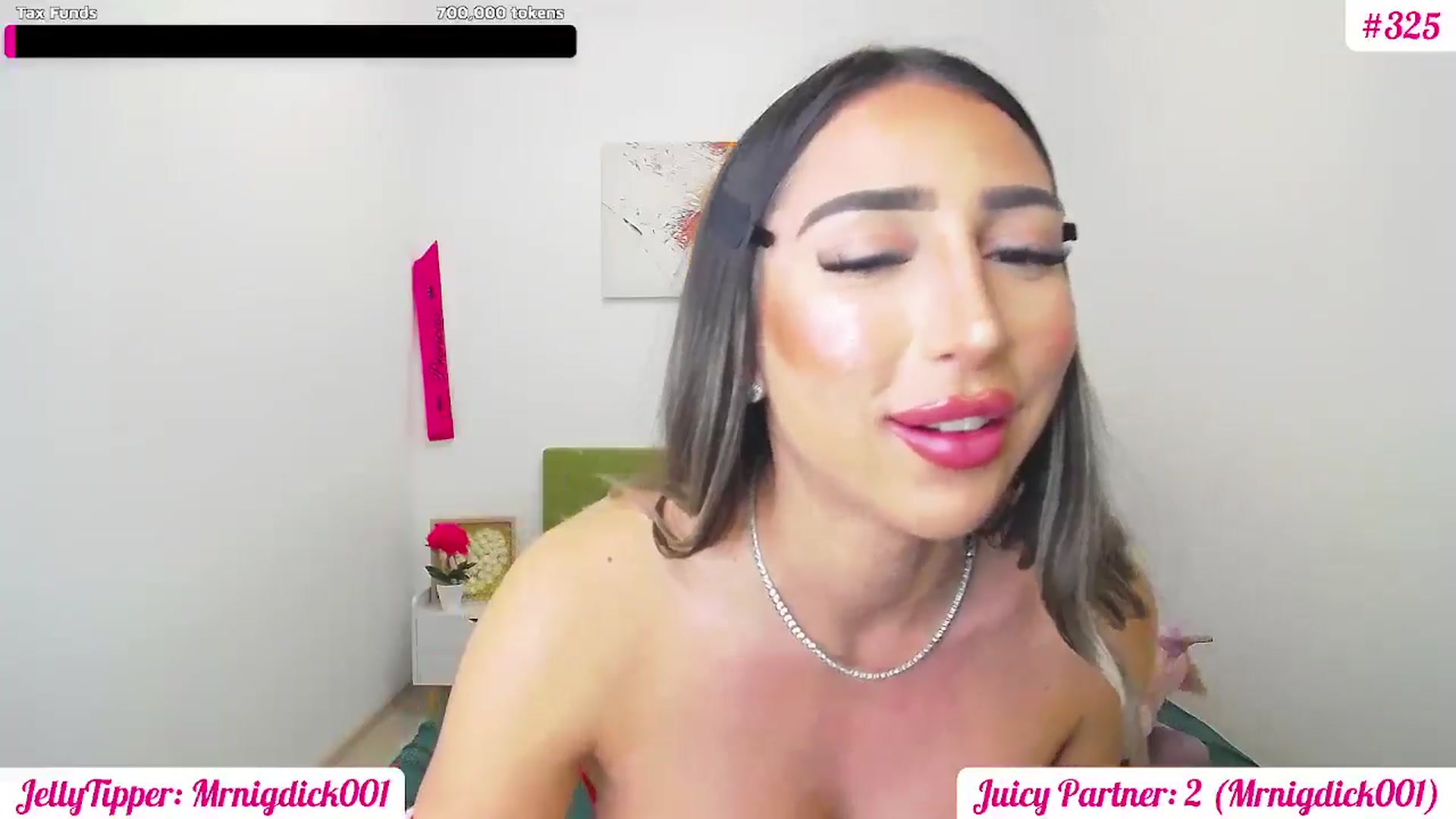 Gallery image thumbnail from JuicyJelly's myfreecams stream on, 03/01/2025, 17:26 image 19 of 20
