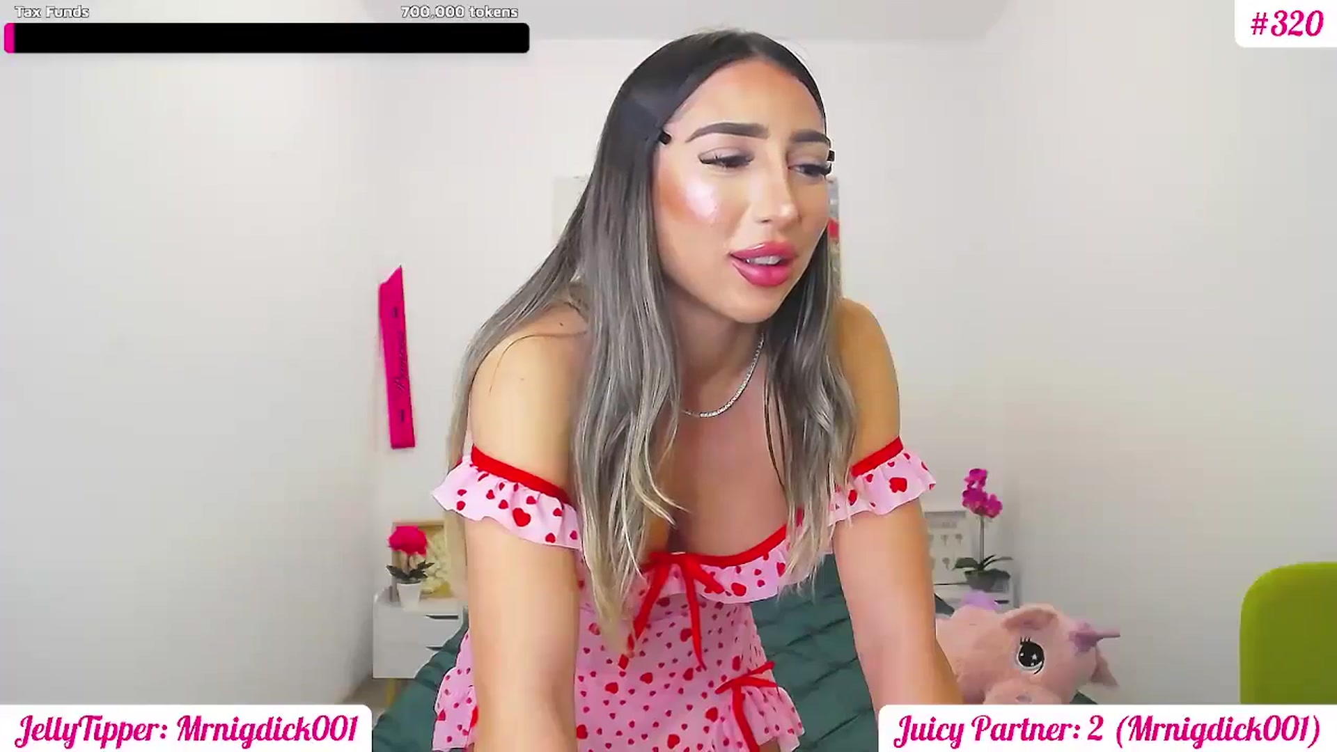 Gallery image thumbnail from JuicyJelly's myfreecams stream on, 03/01/2025, 17:26 image 14 of 20
