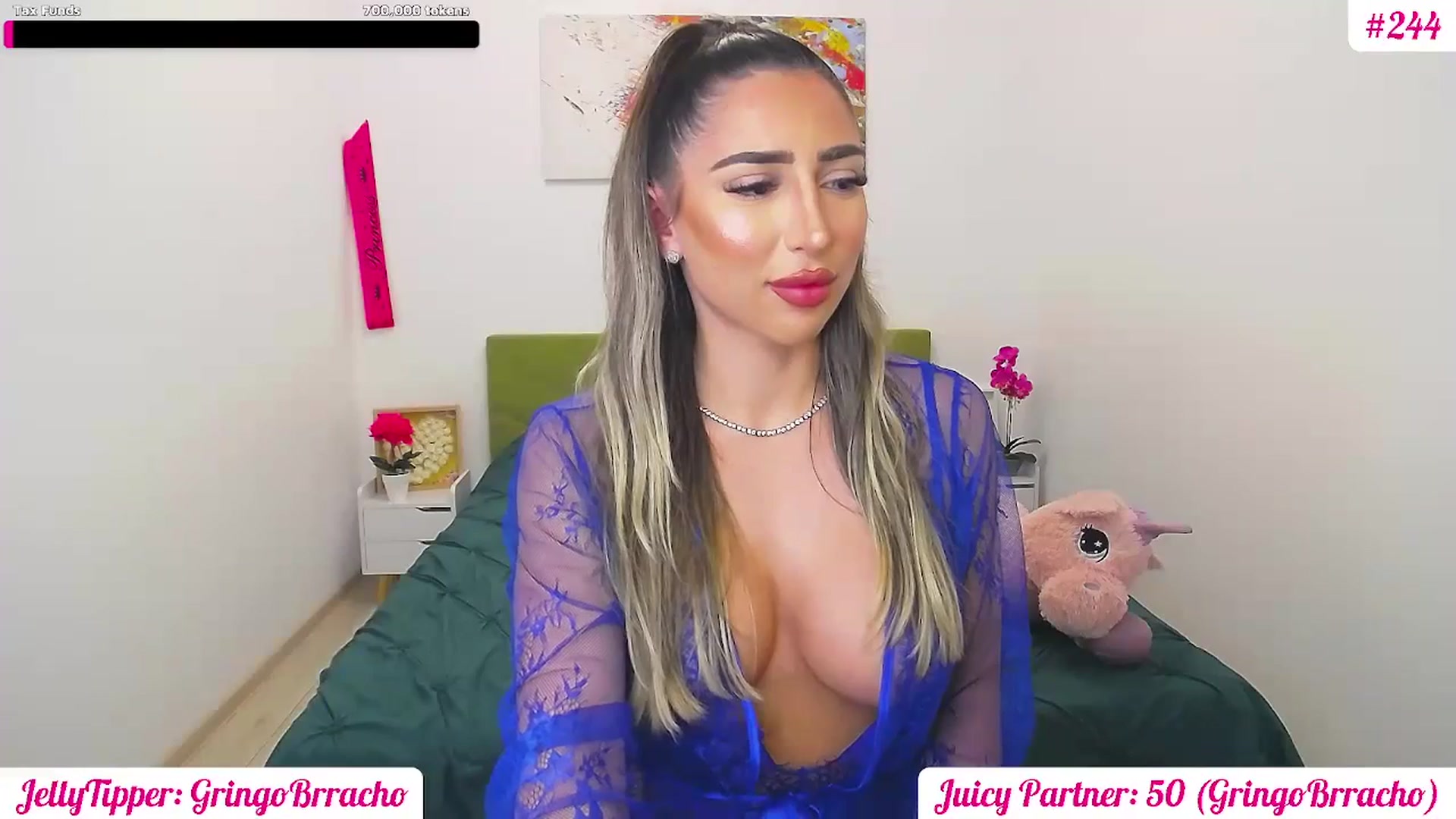 Gallery image thumbnail from JuicyJelly's myfreecams stream on, 03/02/2025, 17:37 image 12 of 20