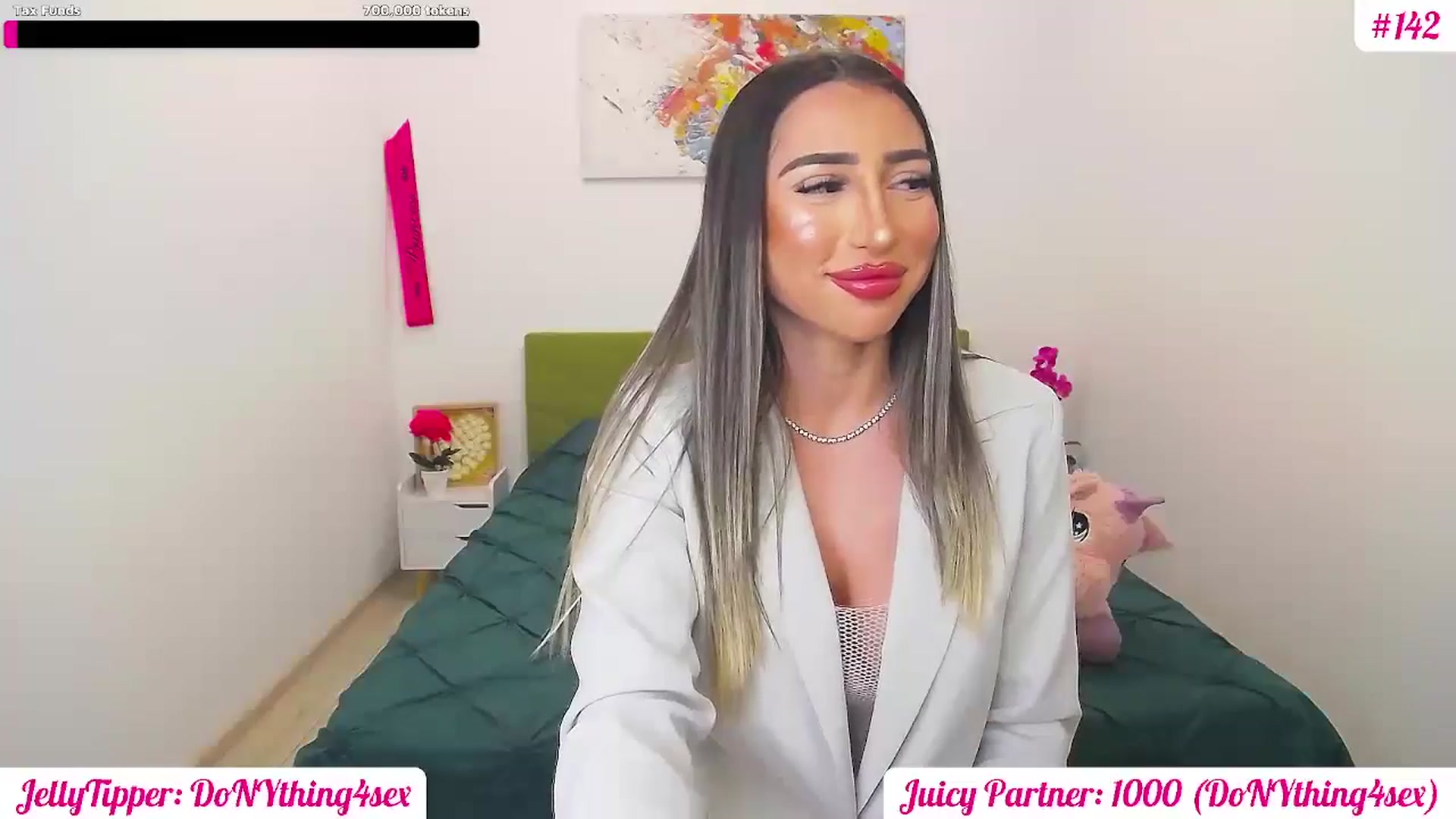Gallery image thumbnail from JuicyJelly's myfreecams stream on, 03/04/2025, 18:06 image 17 of 20