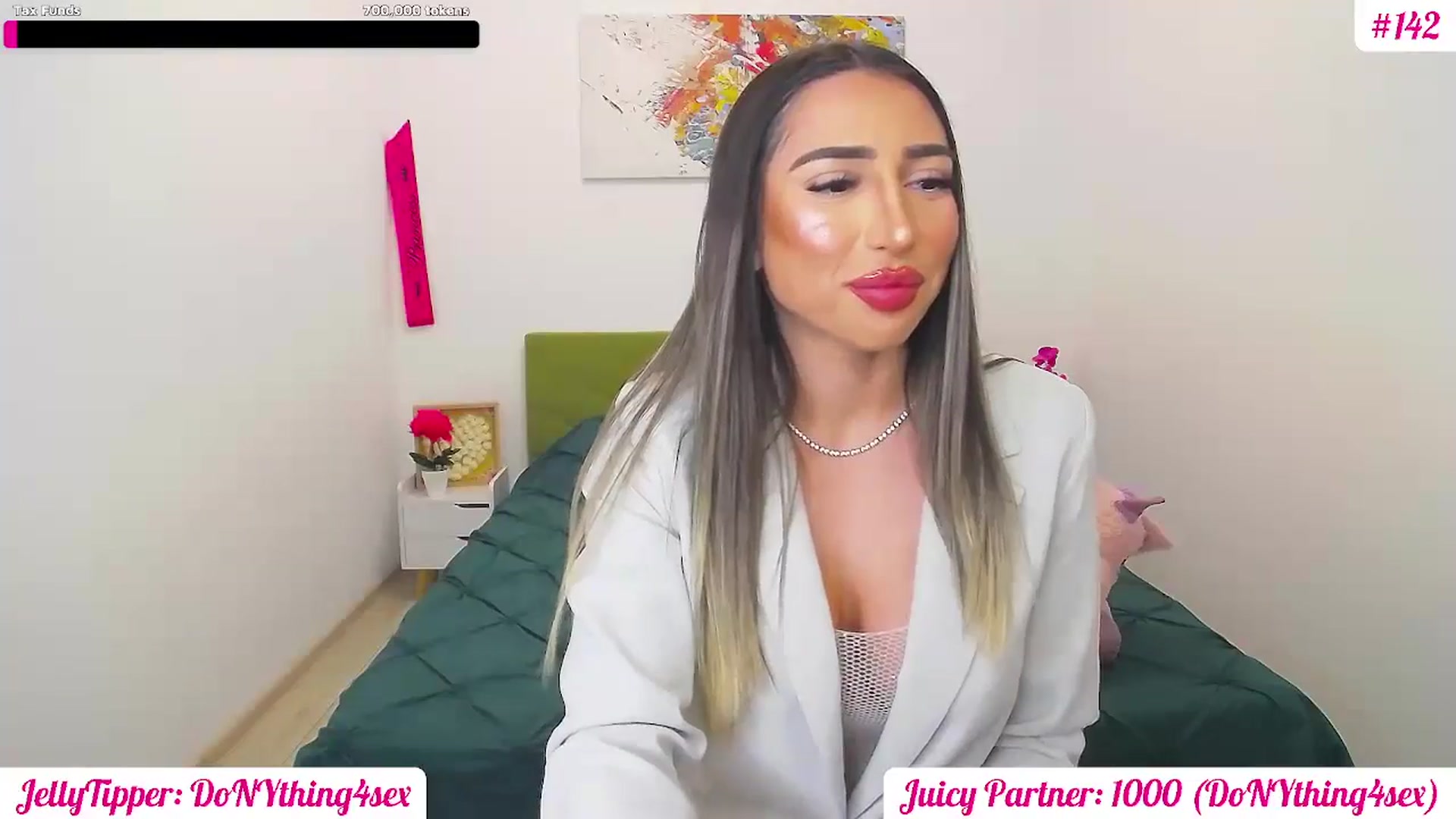 Gallery image thumbnail from JuicyJelly's myfreecams stream on, 03/04/2025, 18:06 image 18 of 20
