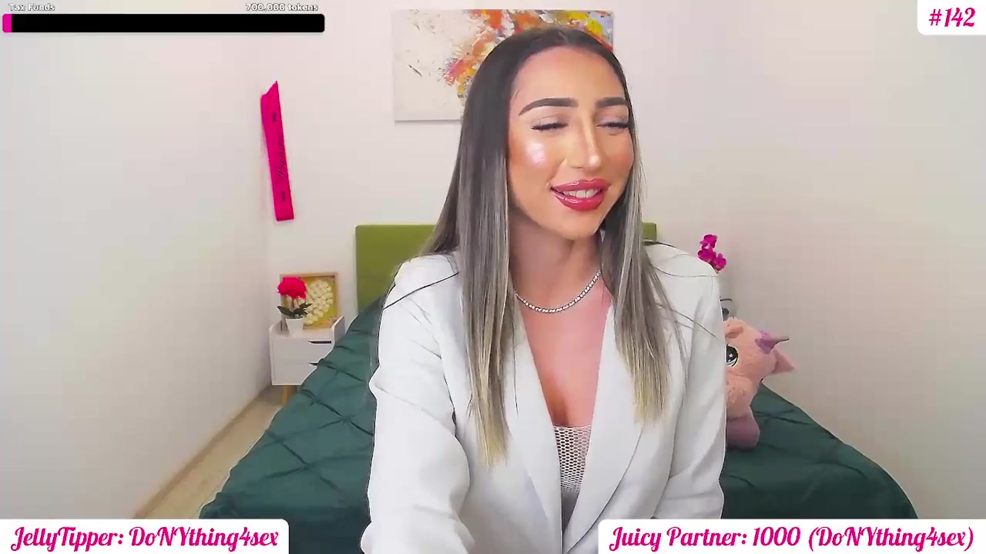 Gallery image thumbnail from JuicyJelly's myfreecams stream on, 03/04/2025, 18:06 image 15 of 20