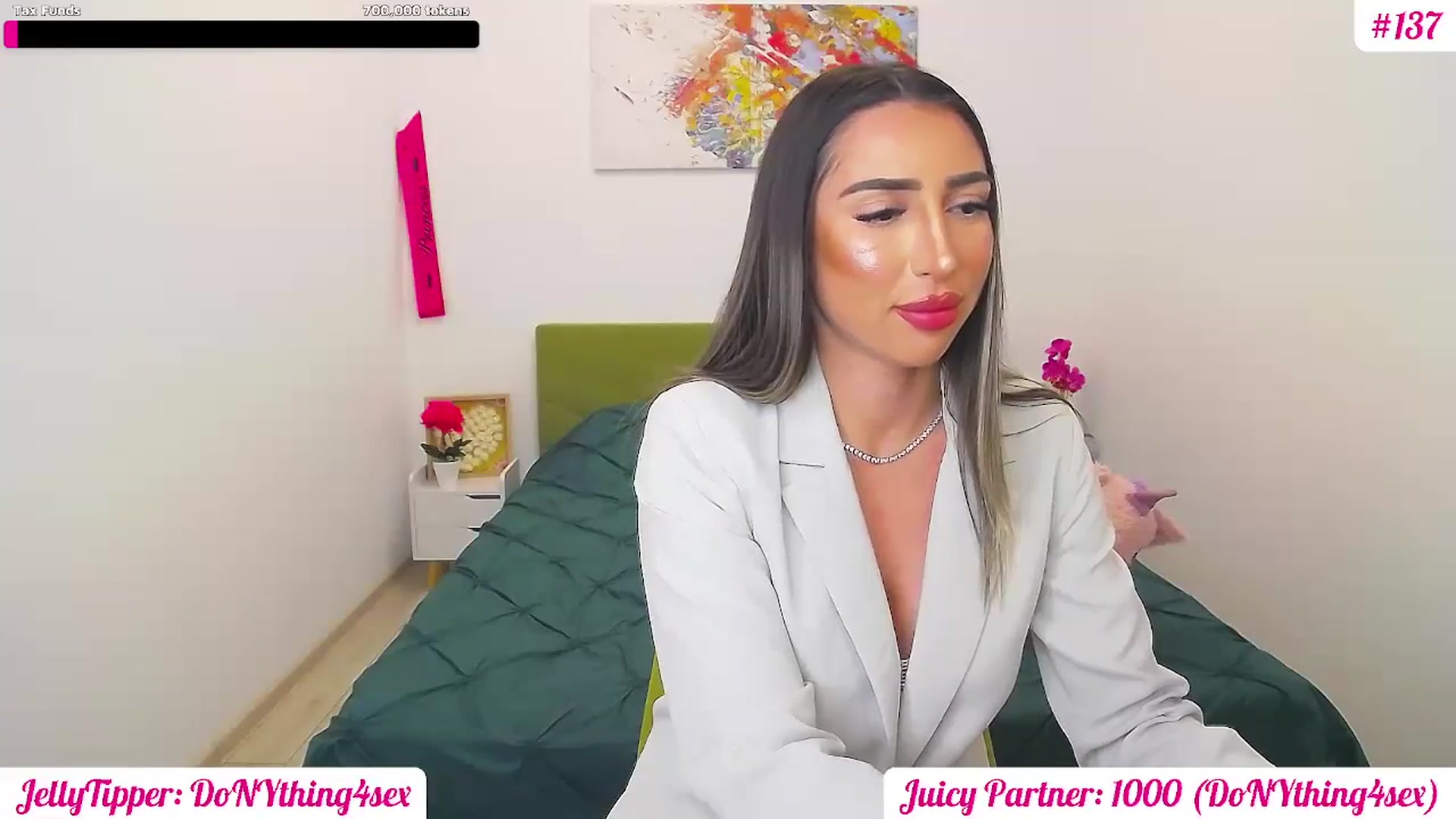 Gallery image thumbnail from JuicyJelly's myfreecams stream on, 03/04/2025, 20:29 image 15 of 20
