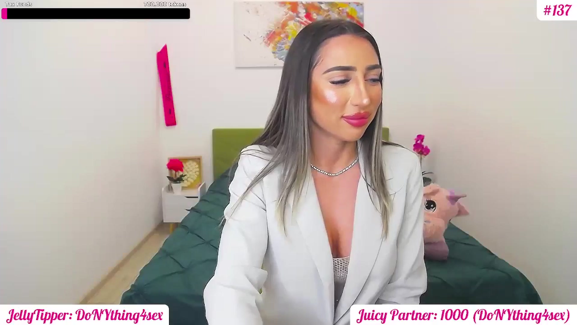 Gallery image thumbnail from JuicyJelly's myfreecams stream on, 03/04/2025, 20:29 image 14 of 20