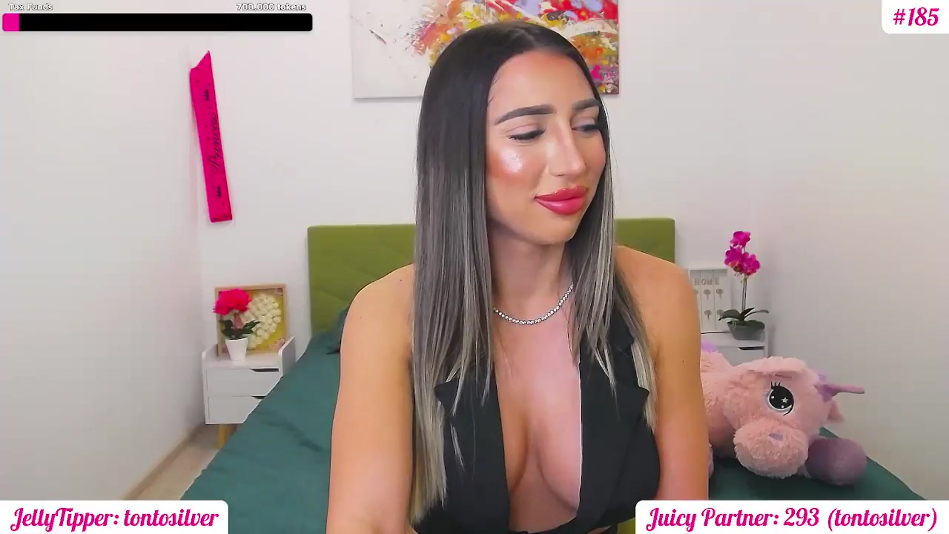 Gallery image thumbnail from JuicyJelly's myfreecams stream on, 03/09/2025, 20:26 image 7 of 20