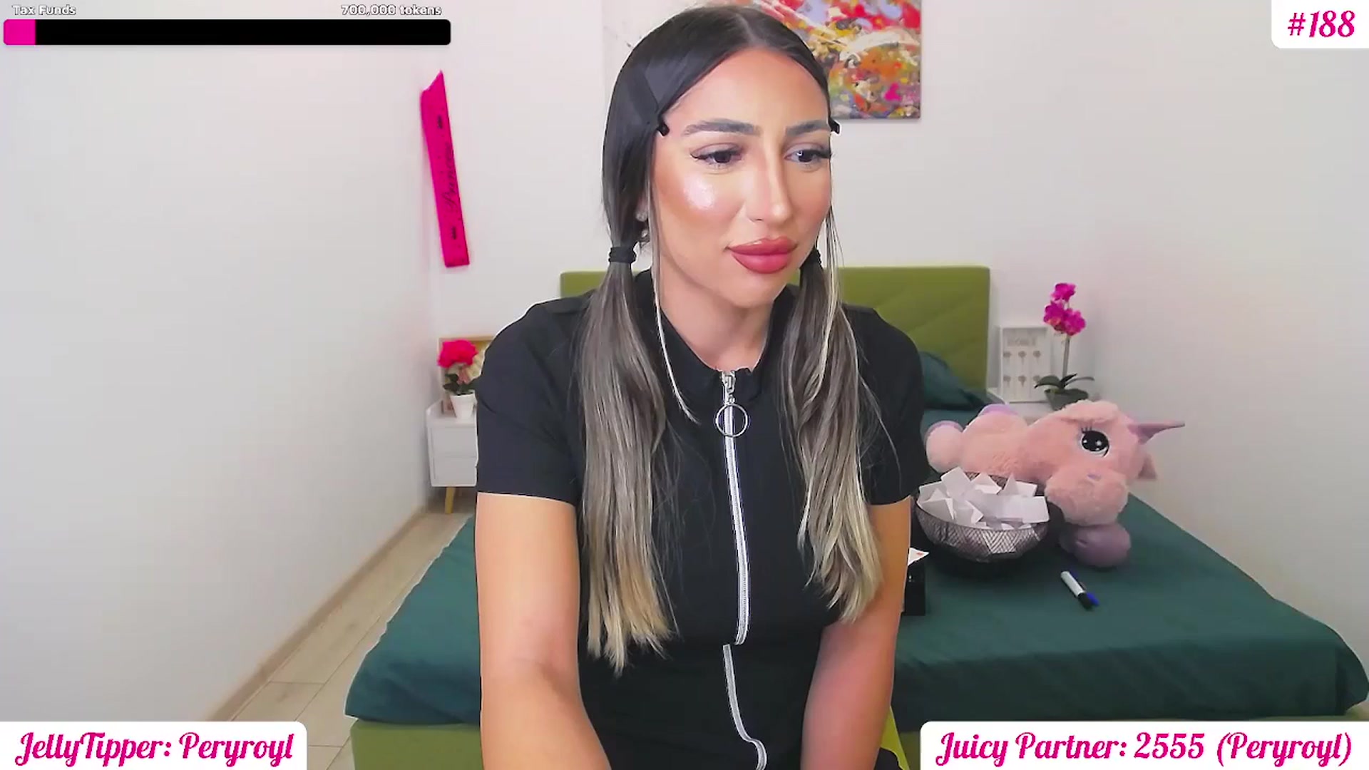 Gallery image thumbnail from JuicyJelly's myfreecams stream on, 03/12/2025, 20:30 image 20 of 20