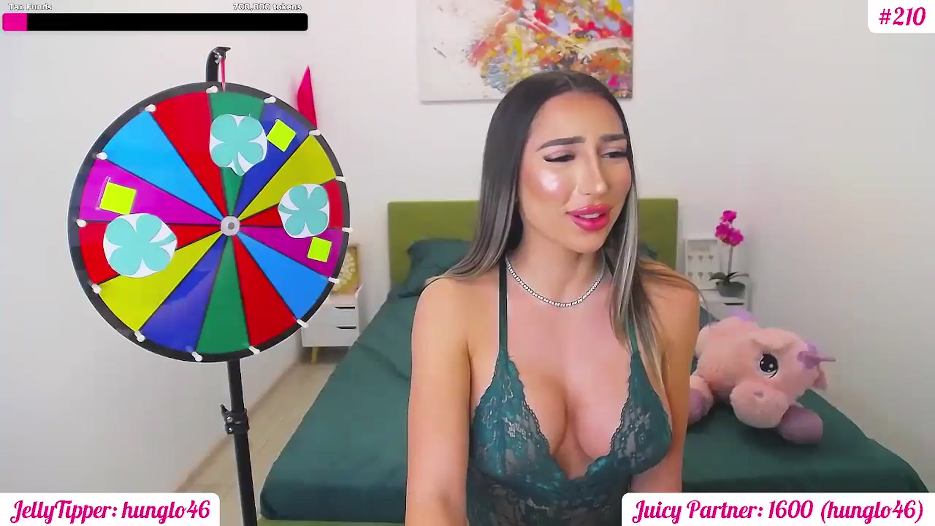 Gallery image thumbnail from JuicyJelly's myfreecams stream on, 03/17/2025, 17:43 image 14 of 20