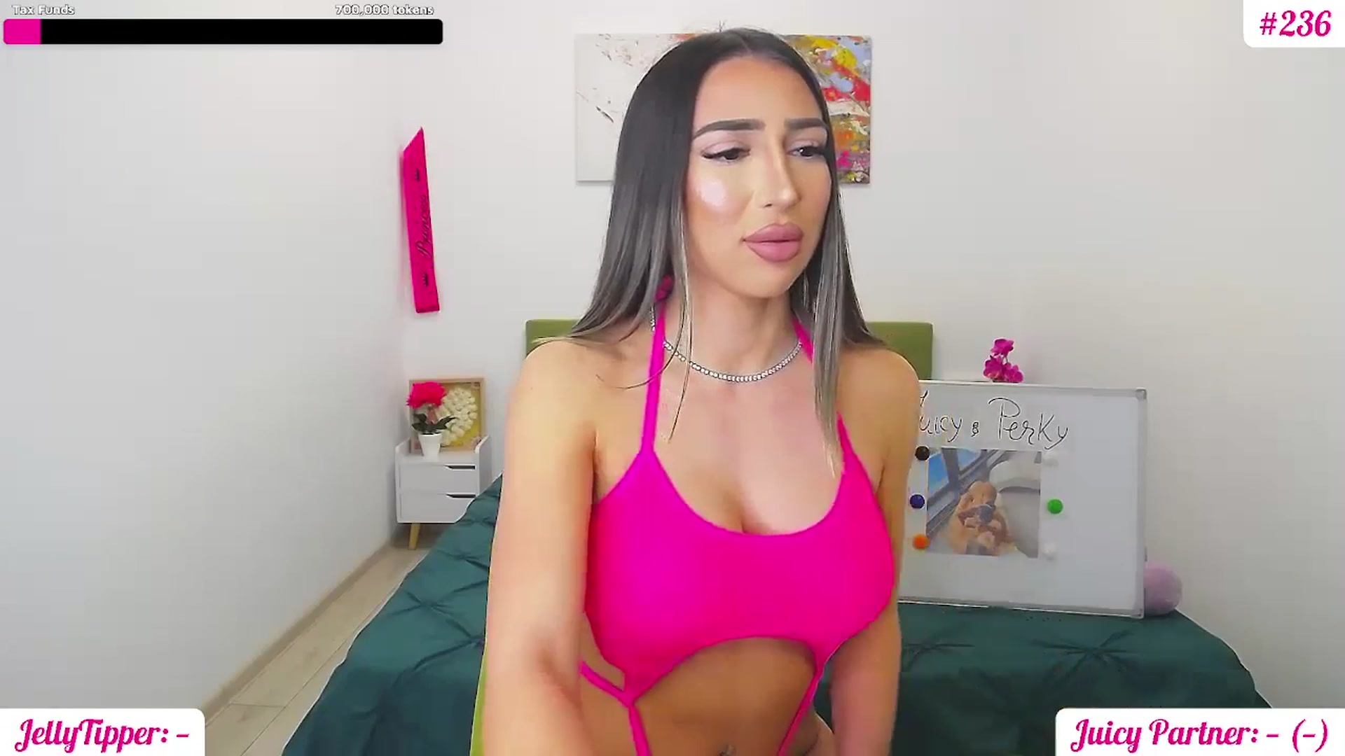 Gallery image thumbnail from JuicyJelly's myfreecams stream on, 03/22/2025, 17:09 image 2 of 20