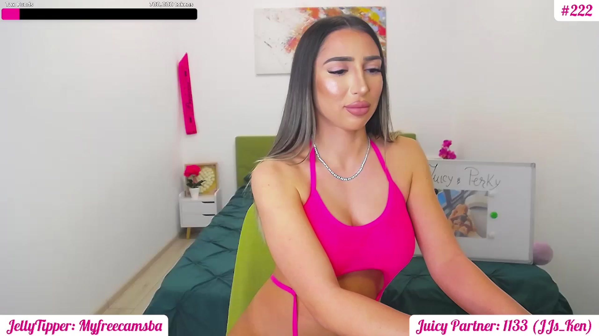 Gallery image thumbnail from JuicyJelly's myfreecams stream on, 03/22/2025, 19:49 image 1 of 20