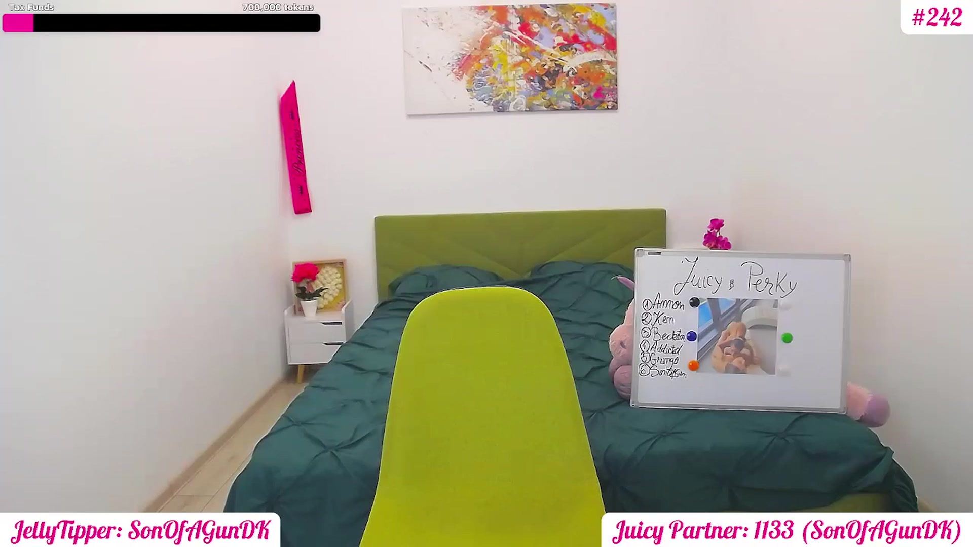 Gallery image thumbnail from JuicyJelly's myfreecams stream on, 03/25/2025, 19:28 image 9 of 20