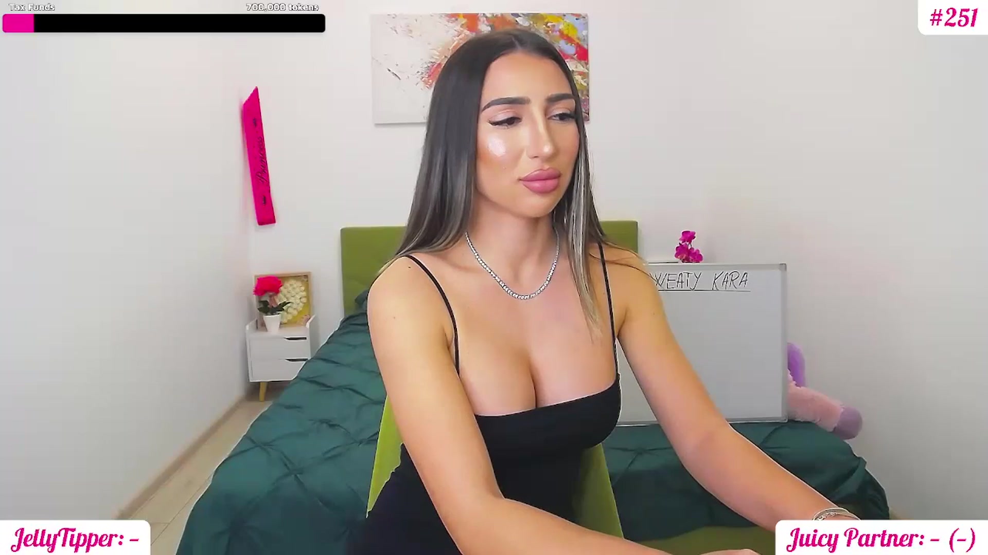 Gallery image thumbnail from JuicyJelly's myfreecams stream on, 03/26/2025, 16:58 image 2 of 20